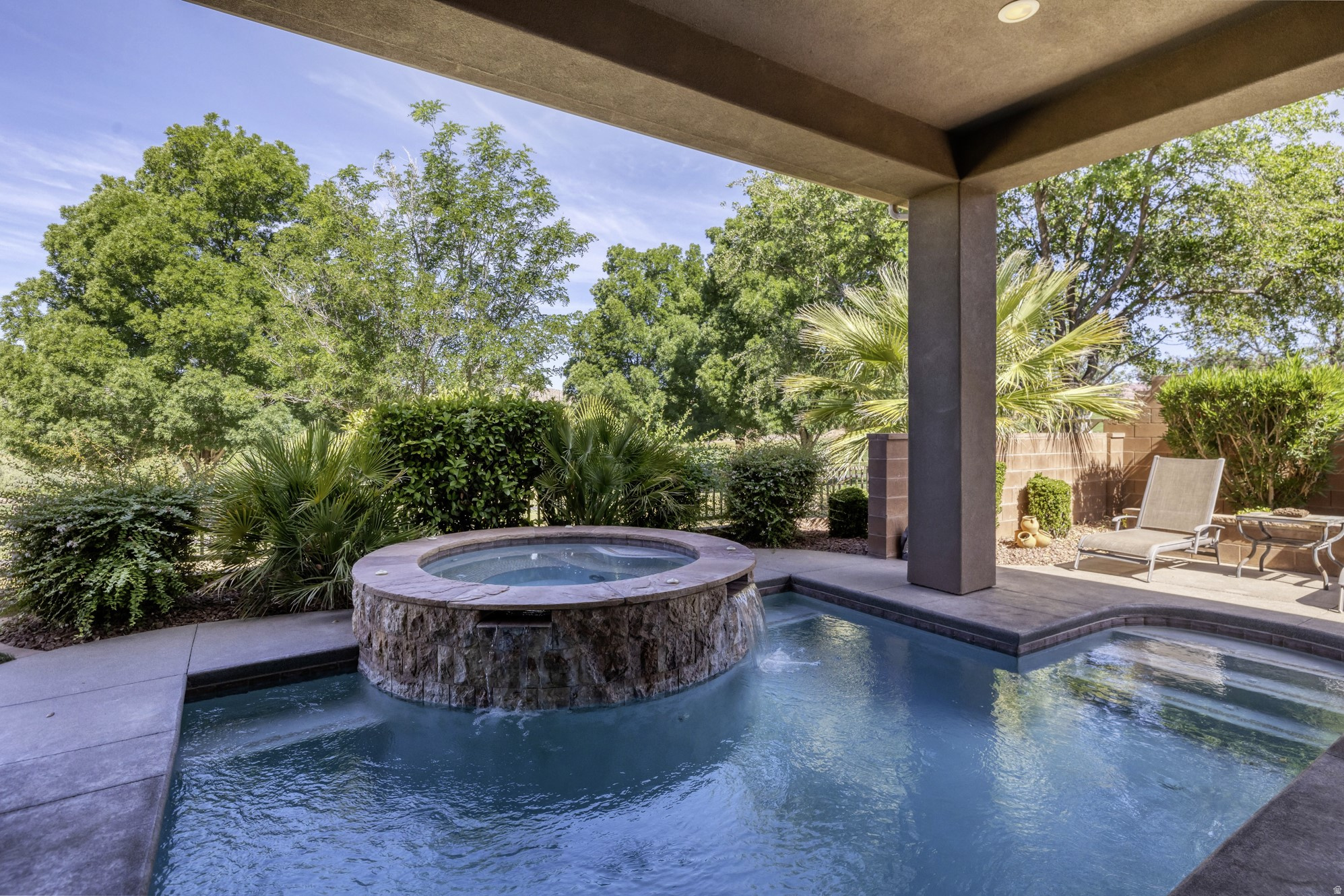 MONTEREY AT STONEBRIDGE 2 - Residential