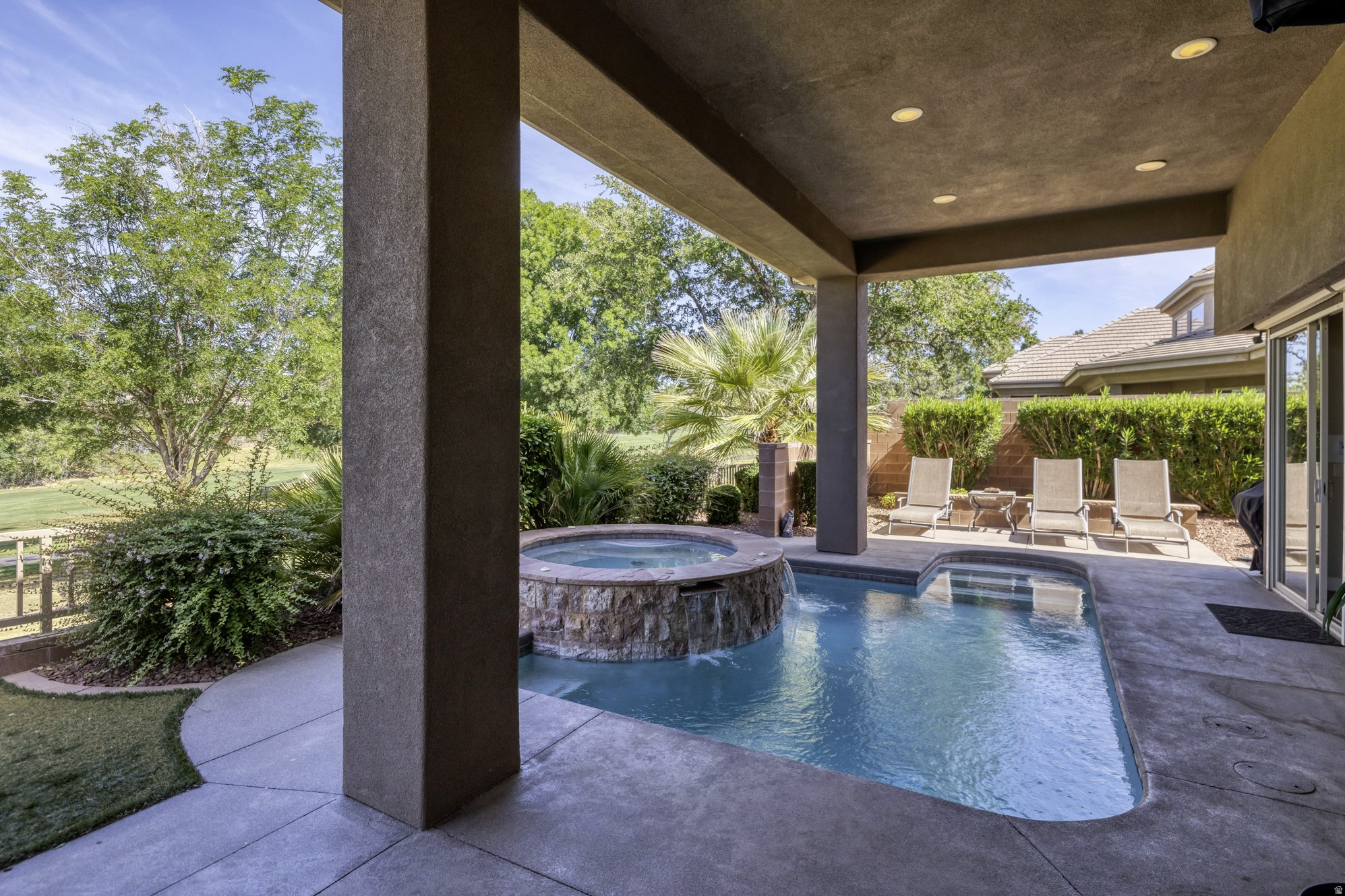 MONTEREY AT STONEBRIDGE 2 - Residential