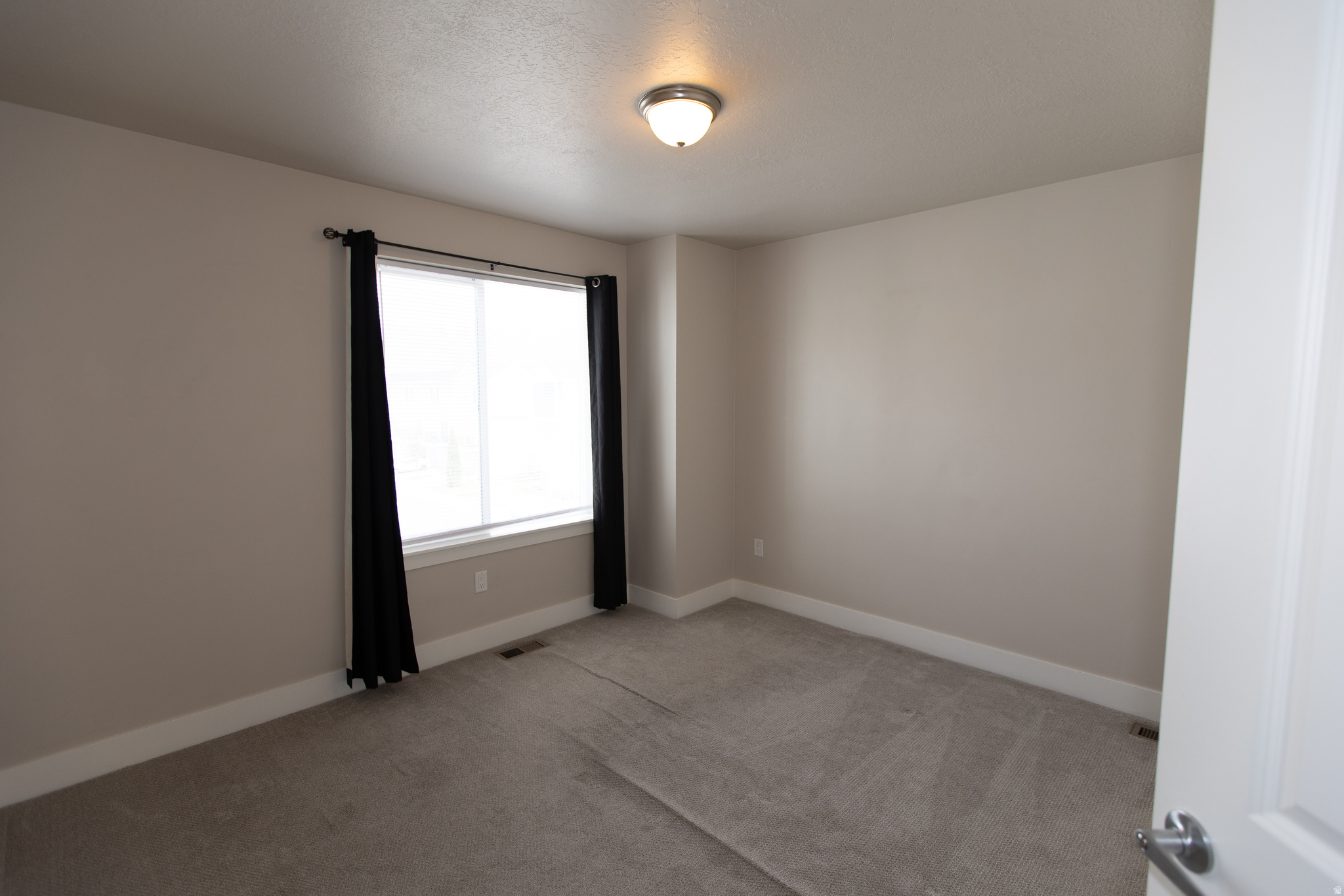 LAKEVIEW - Residential