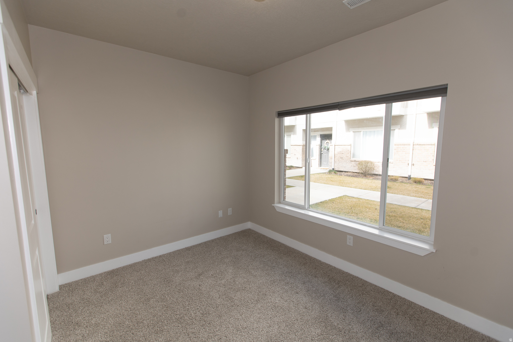 LAKEVIEW - Residential