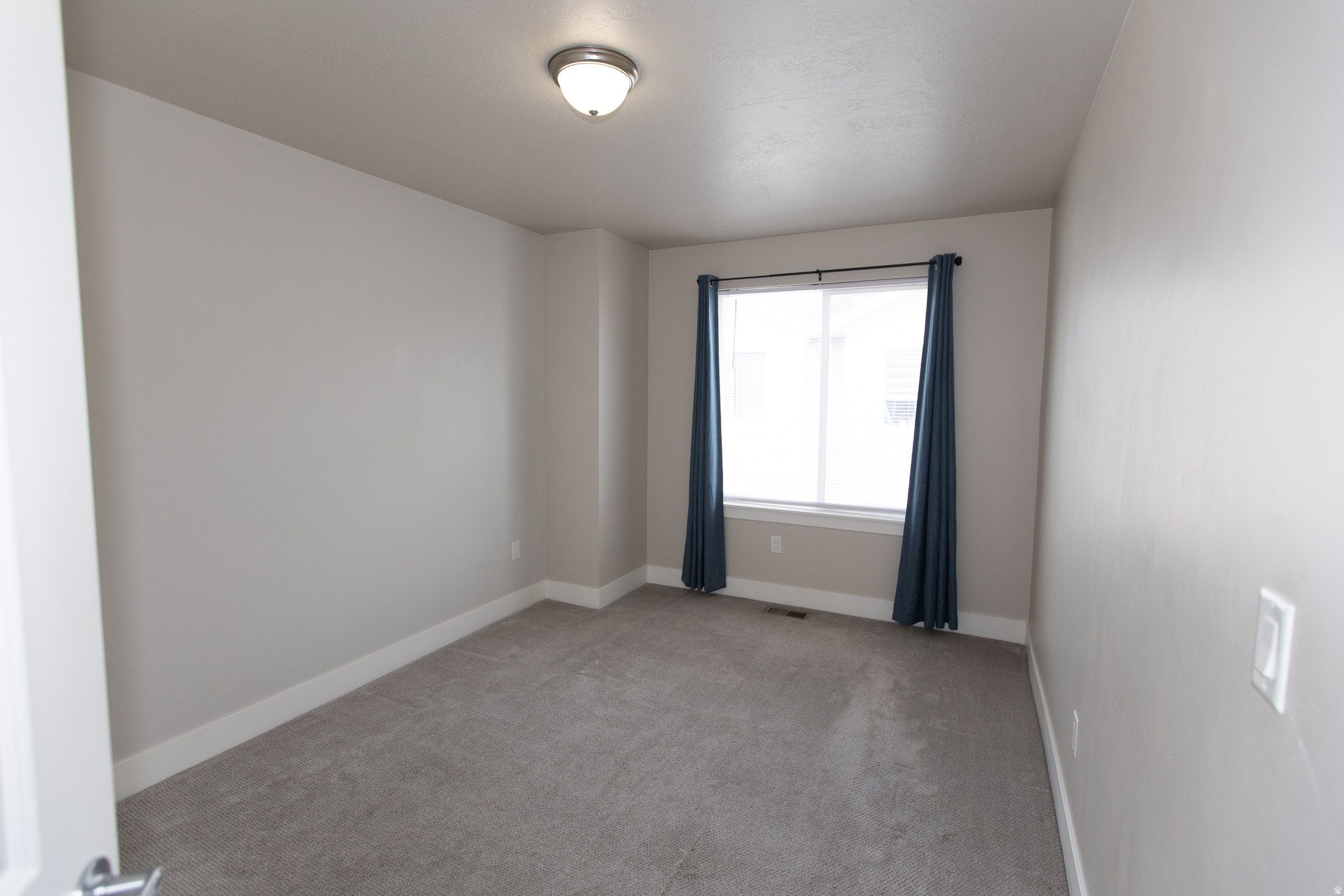 LAKEVIEW - Residential