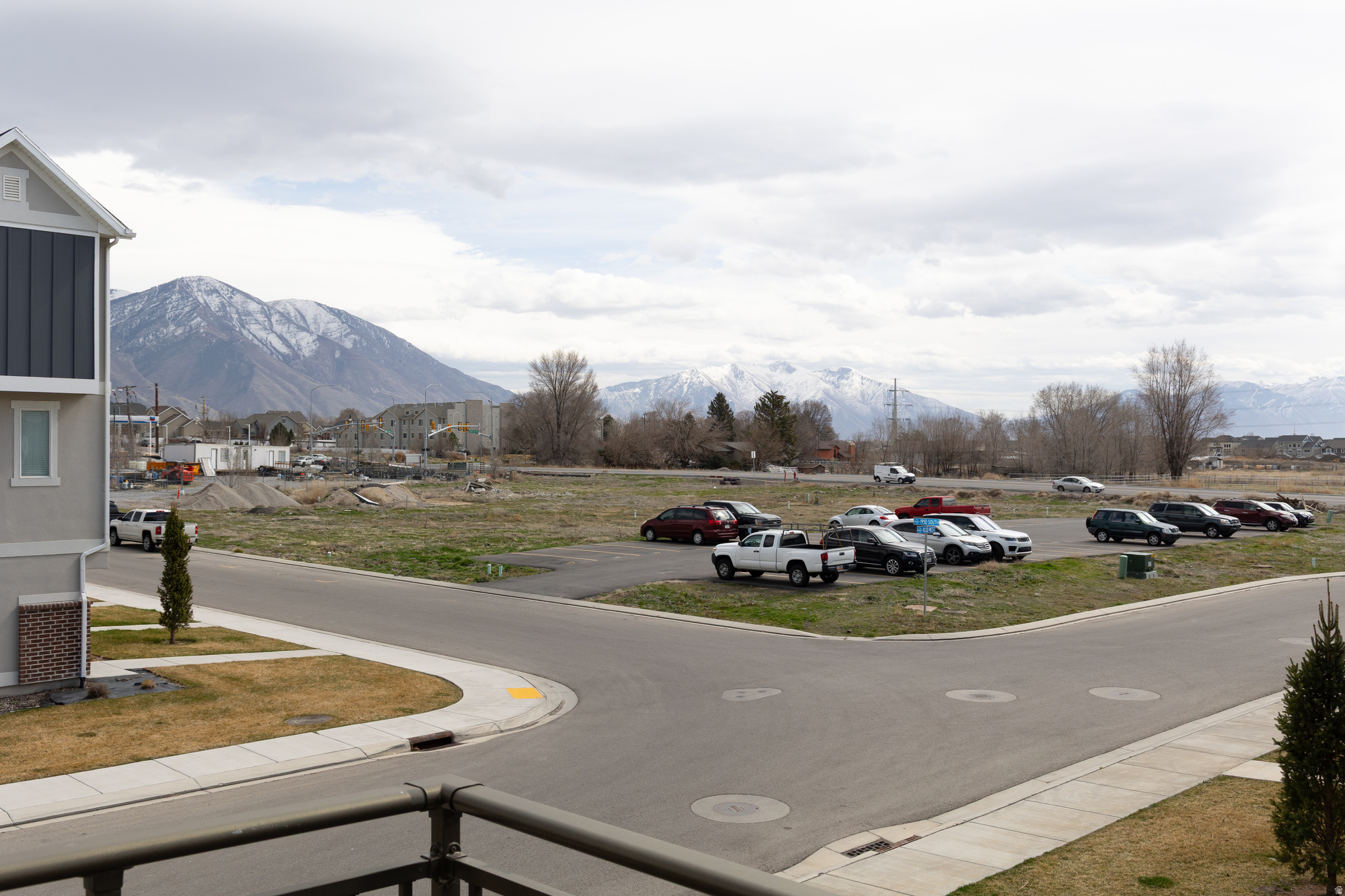 LAKEVIEW - Residential