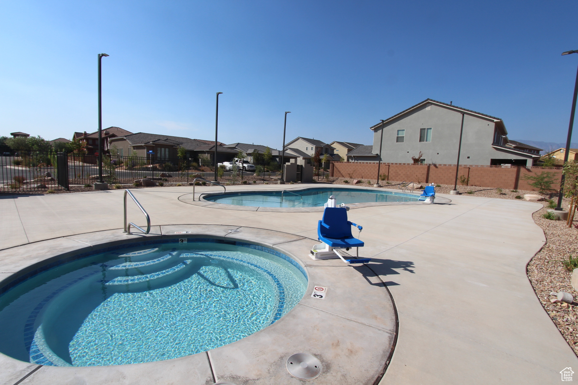LADERA AT SIENNA HIL - Residential