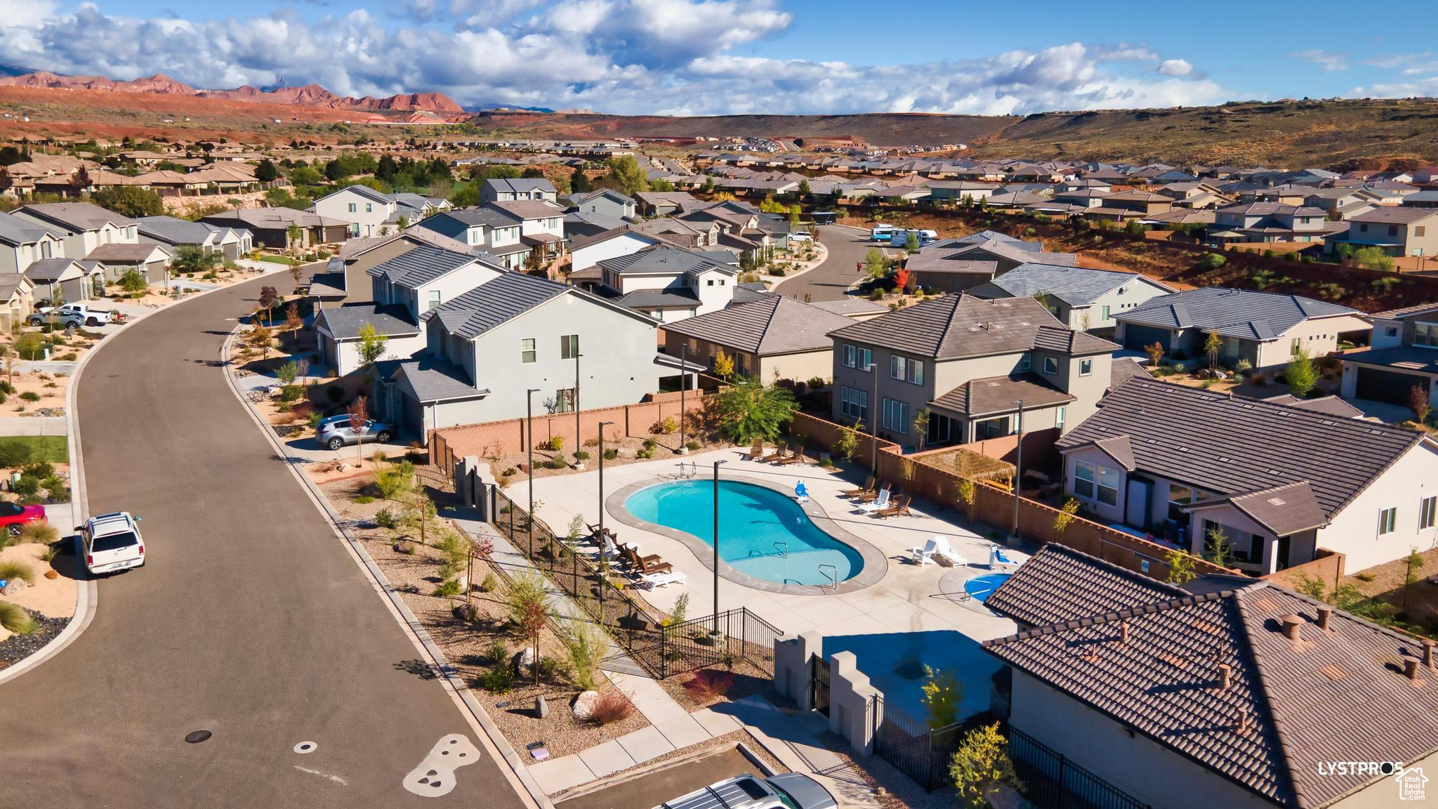 LADERA AT SIENNA HIL - Residential