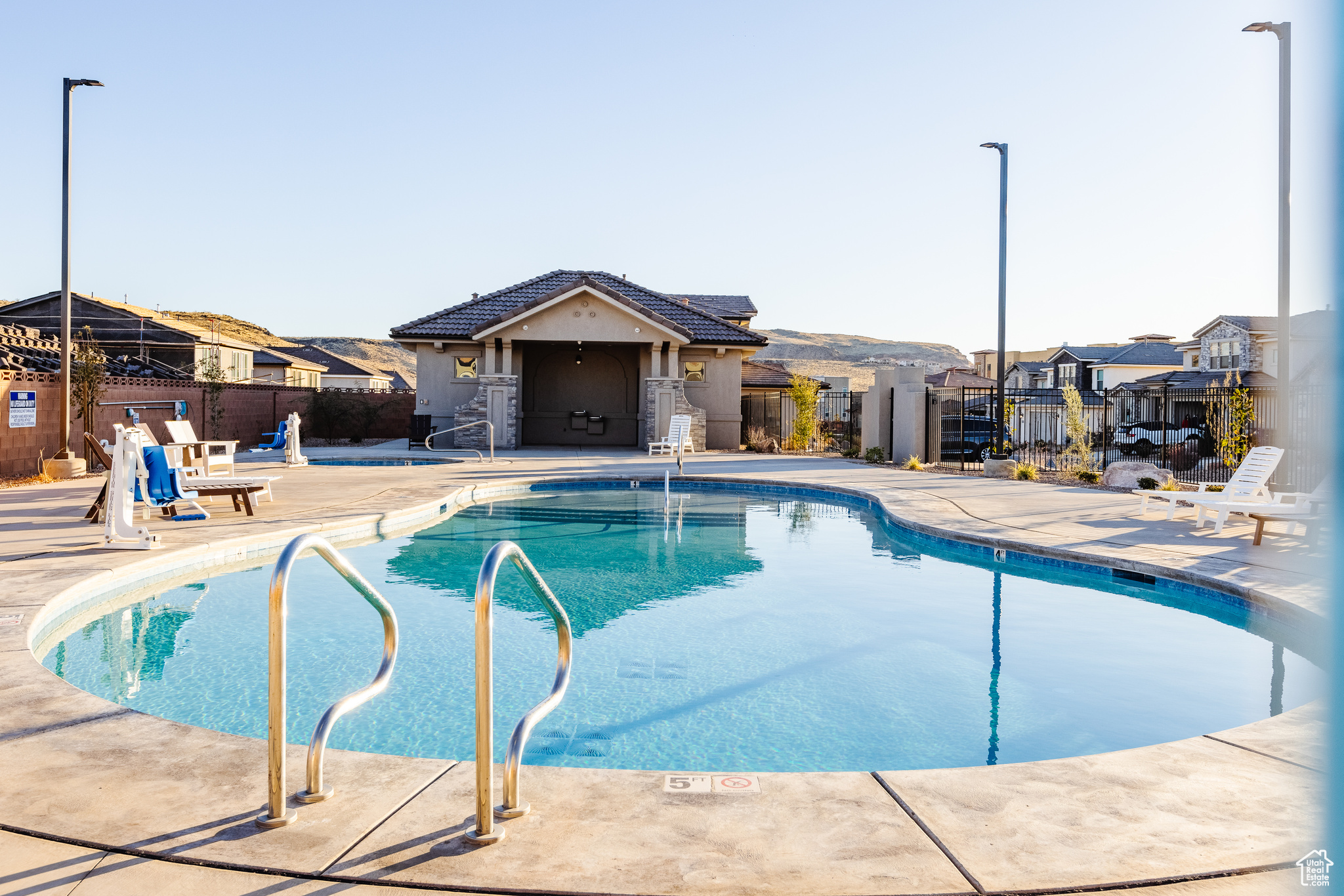 LADERA AT SIENNA HIL - Residential