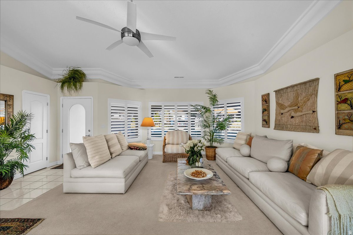 CRYSTAL LAKES TOWNHOMES - Residential