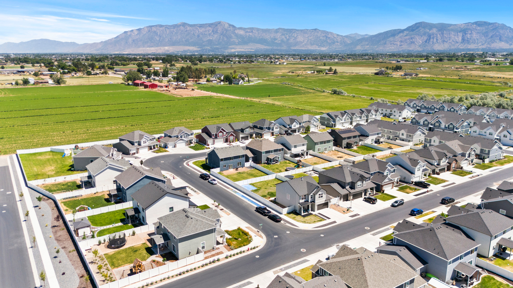 THE MEADOWS AT GREEN FARM - Residential