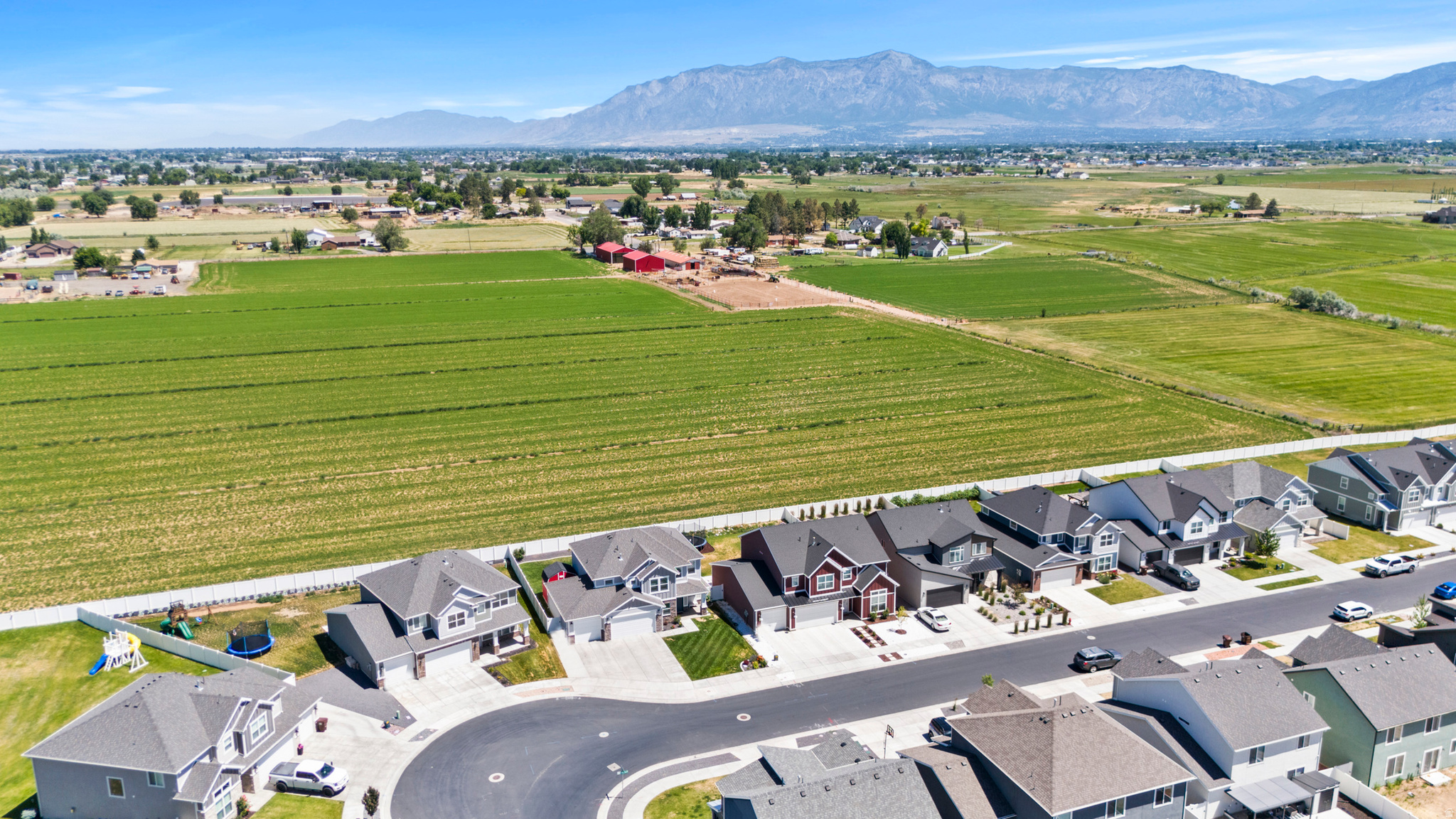 THE MEADOWS AT GREEN FARM - Residential