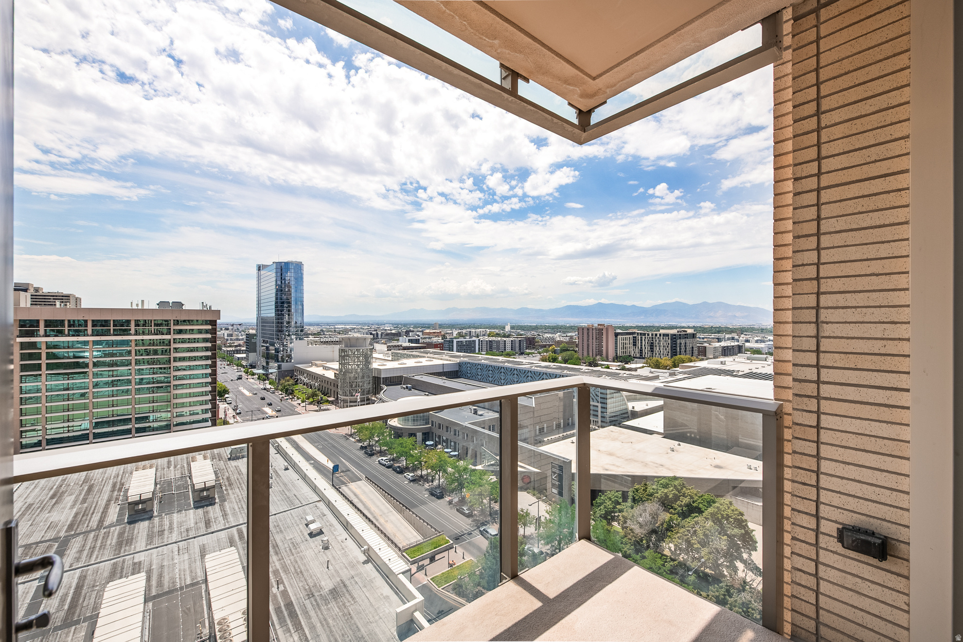 CITY CREEK- 99 WEST - Residential