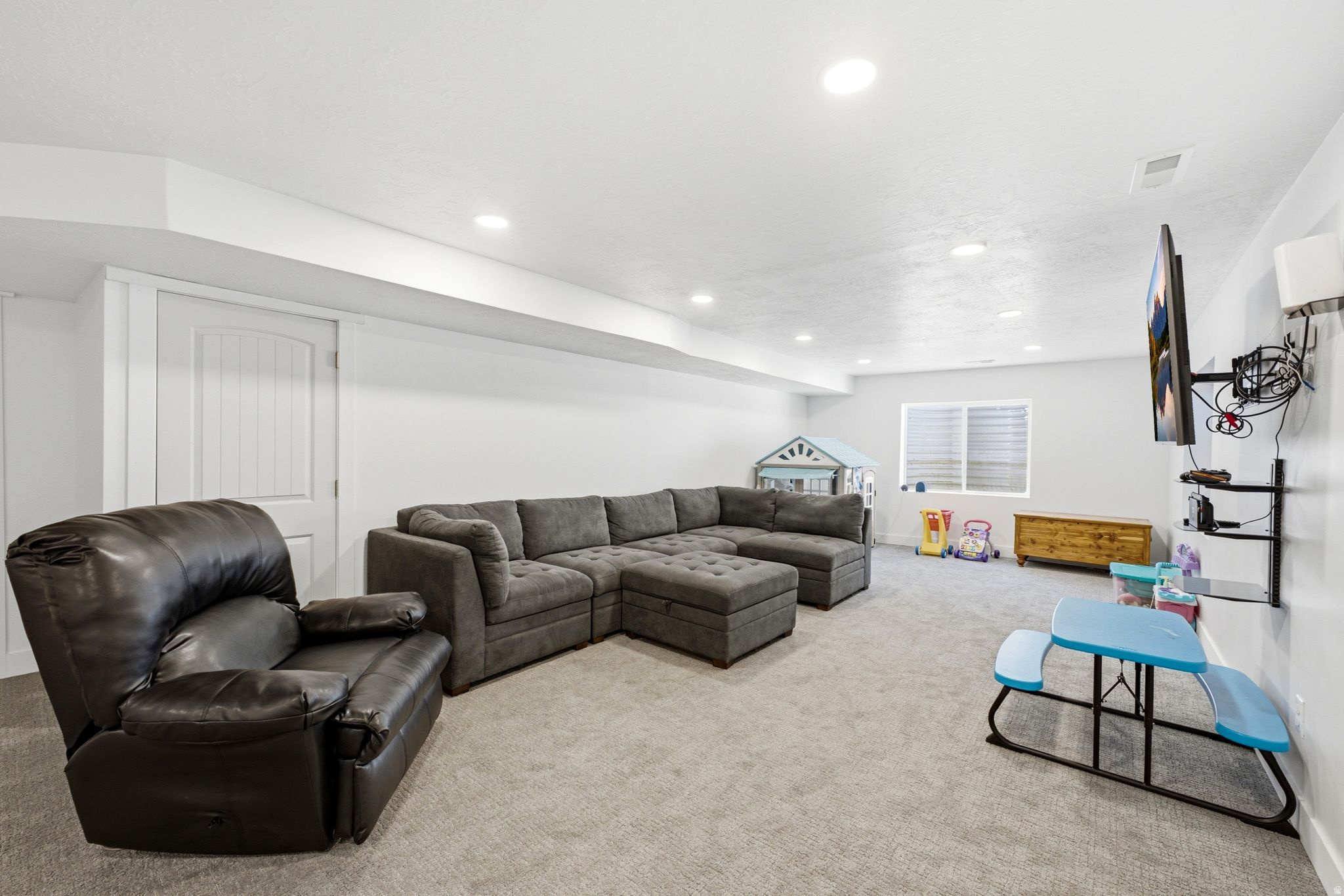 GRANTSVILLE CITY - Residential
