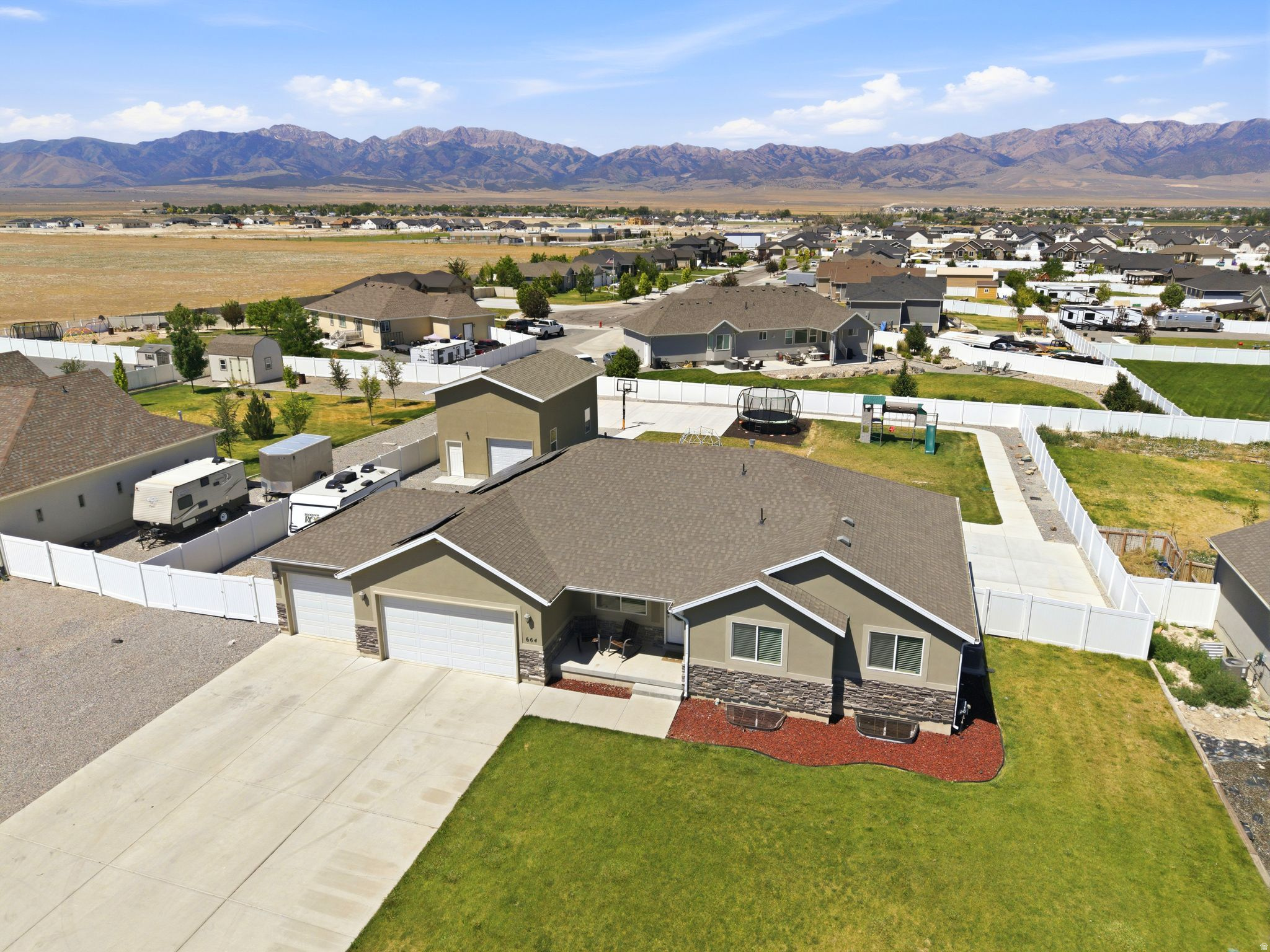 GRANTSVILLE CITY - Residential