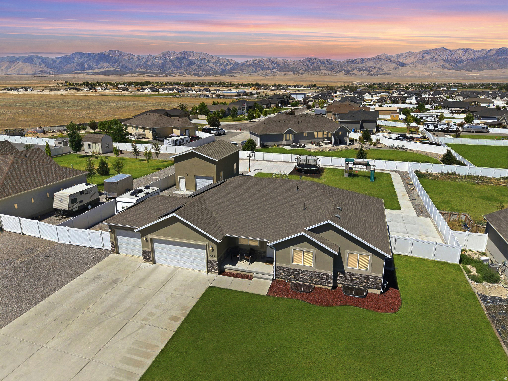 GRANTSVILLE CITY - Residential