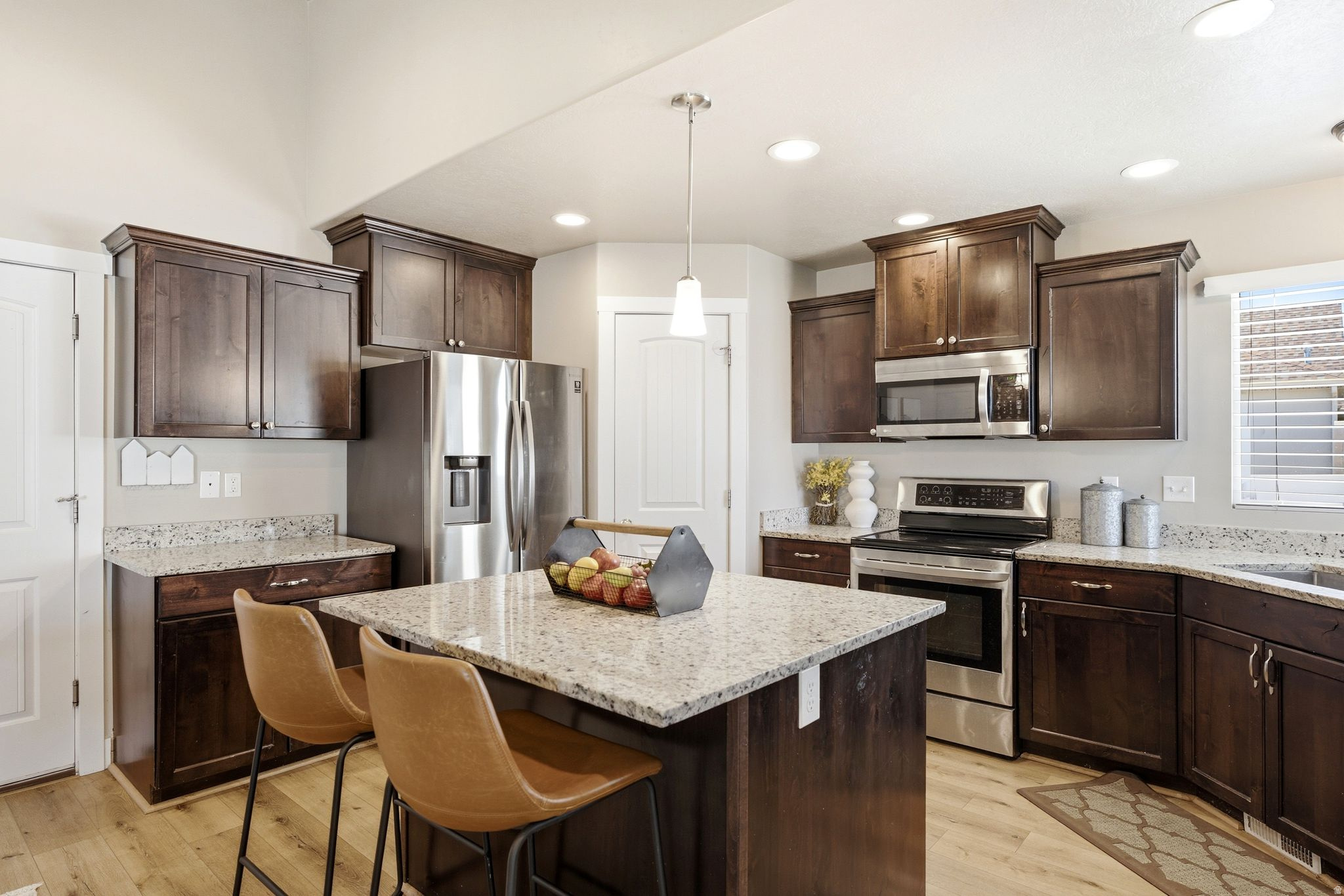 GRANTSVILLE CITY - Residential