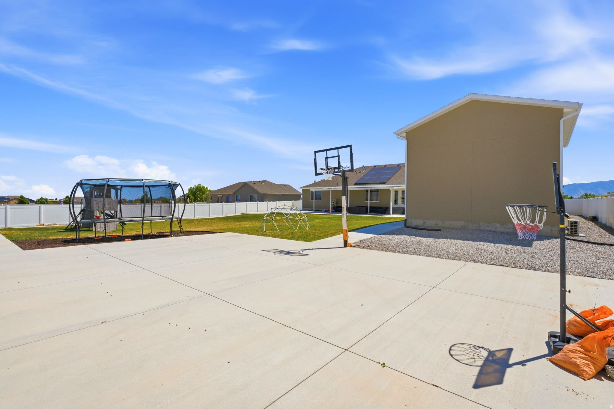 GRANTSVILLE CITY - Residential