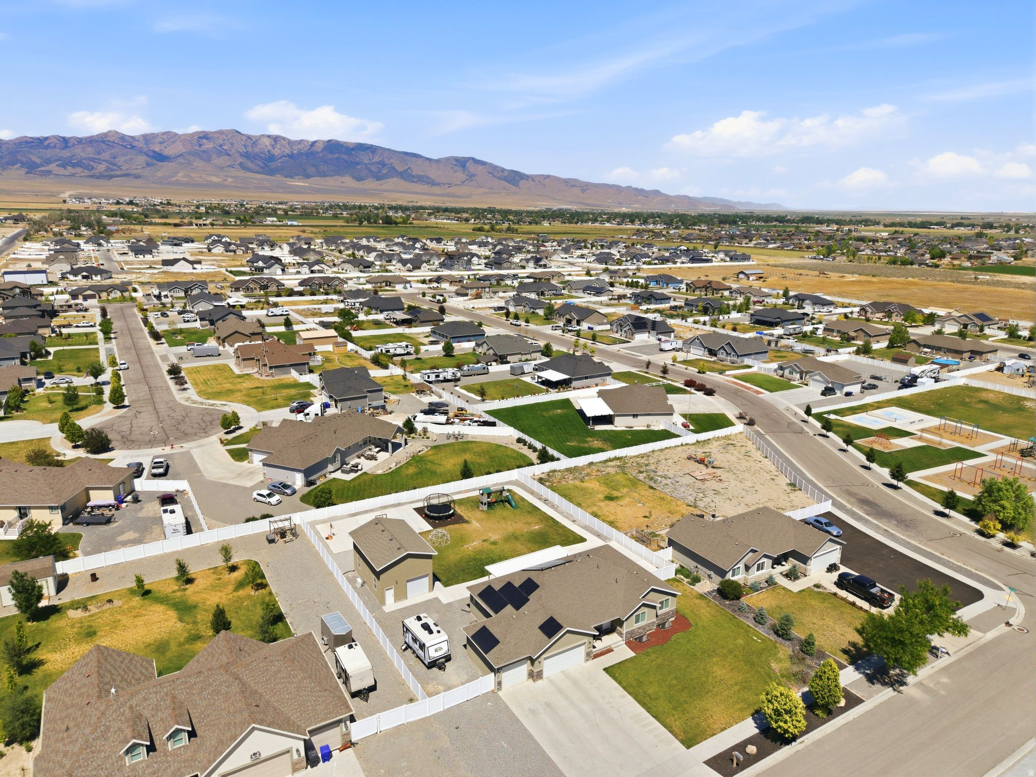 GRANTSVILLE CITY - Residential
