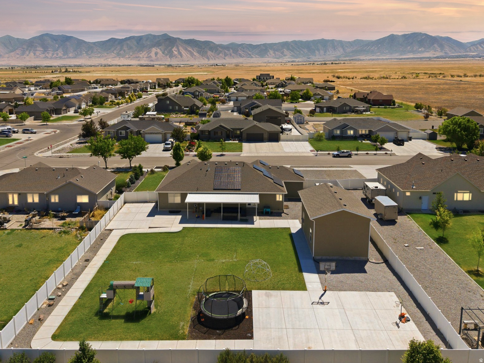 GRANTSVILLE CITY - Residential