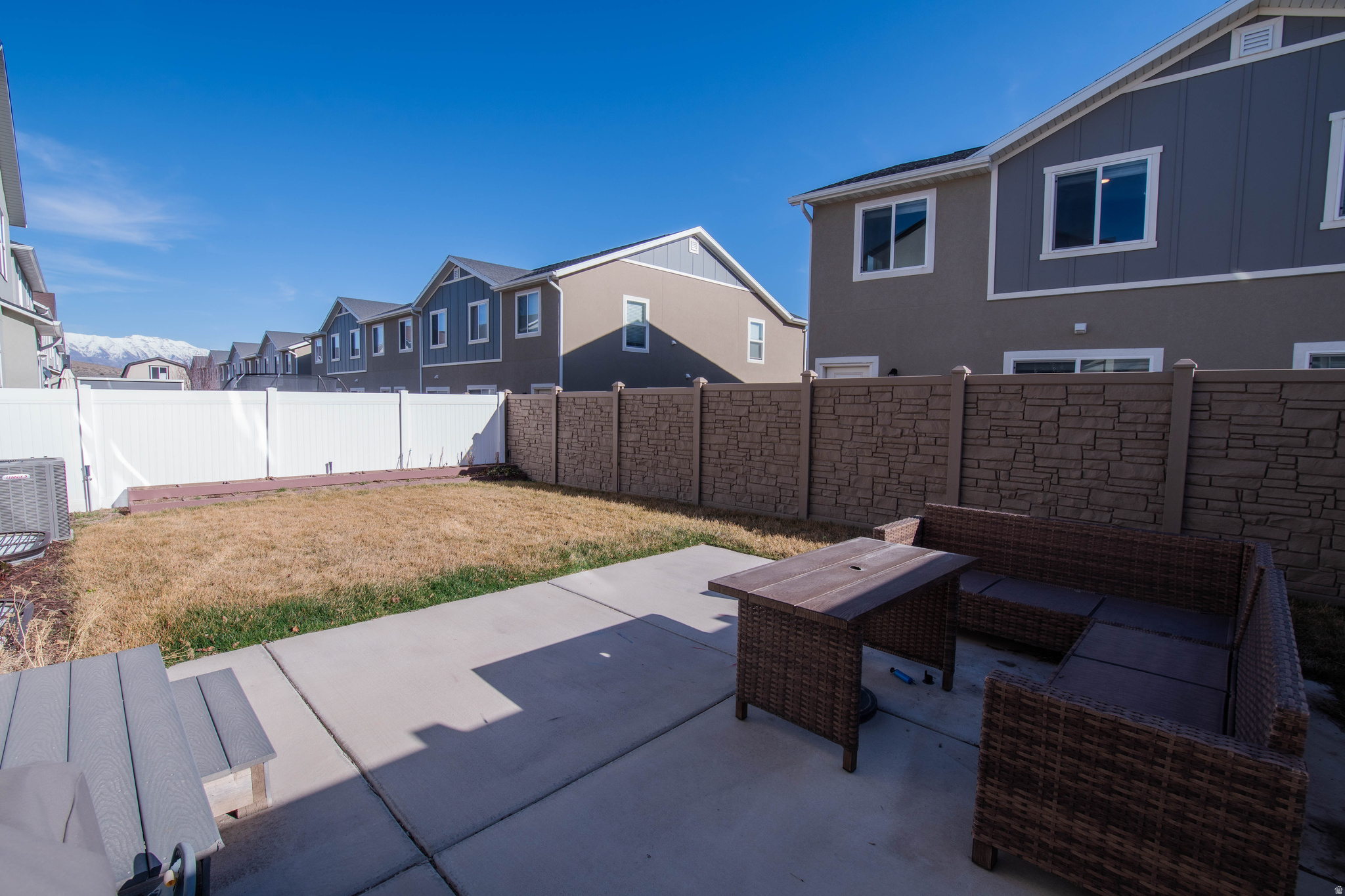 PORTERS CROSSING - Residential