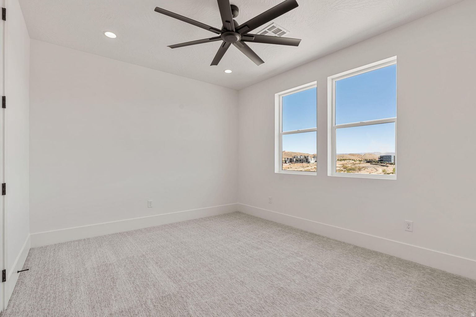 DESERT COLOR RESORT - Residential