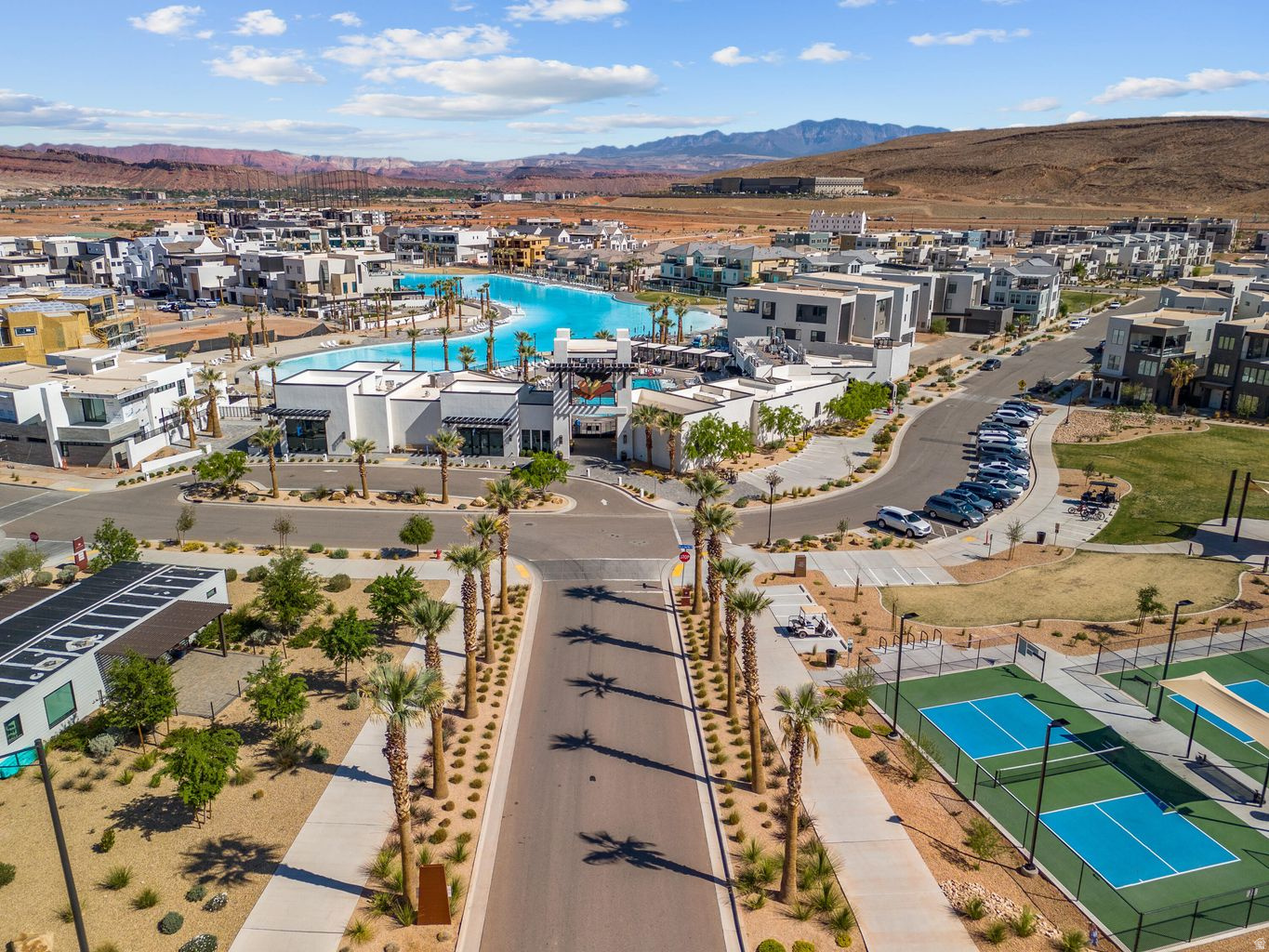 DESERT COLOR RESORT - Residential