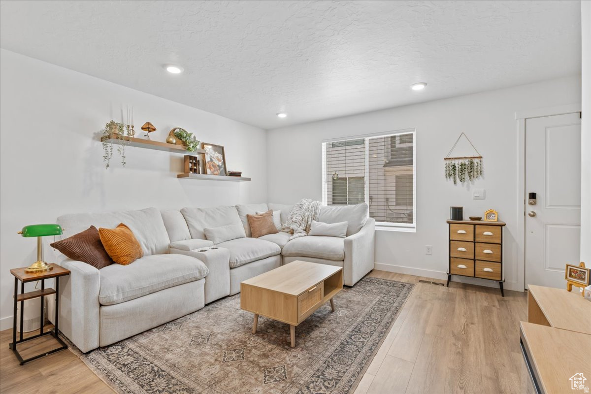 NORTHSHORE - Residential