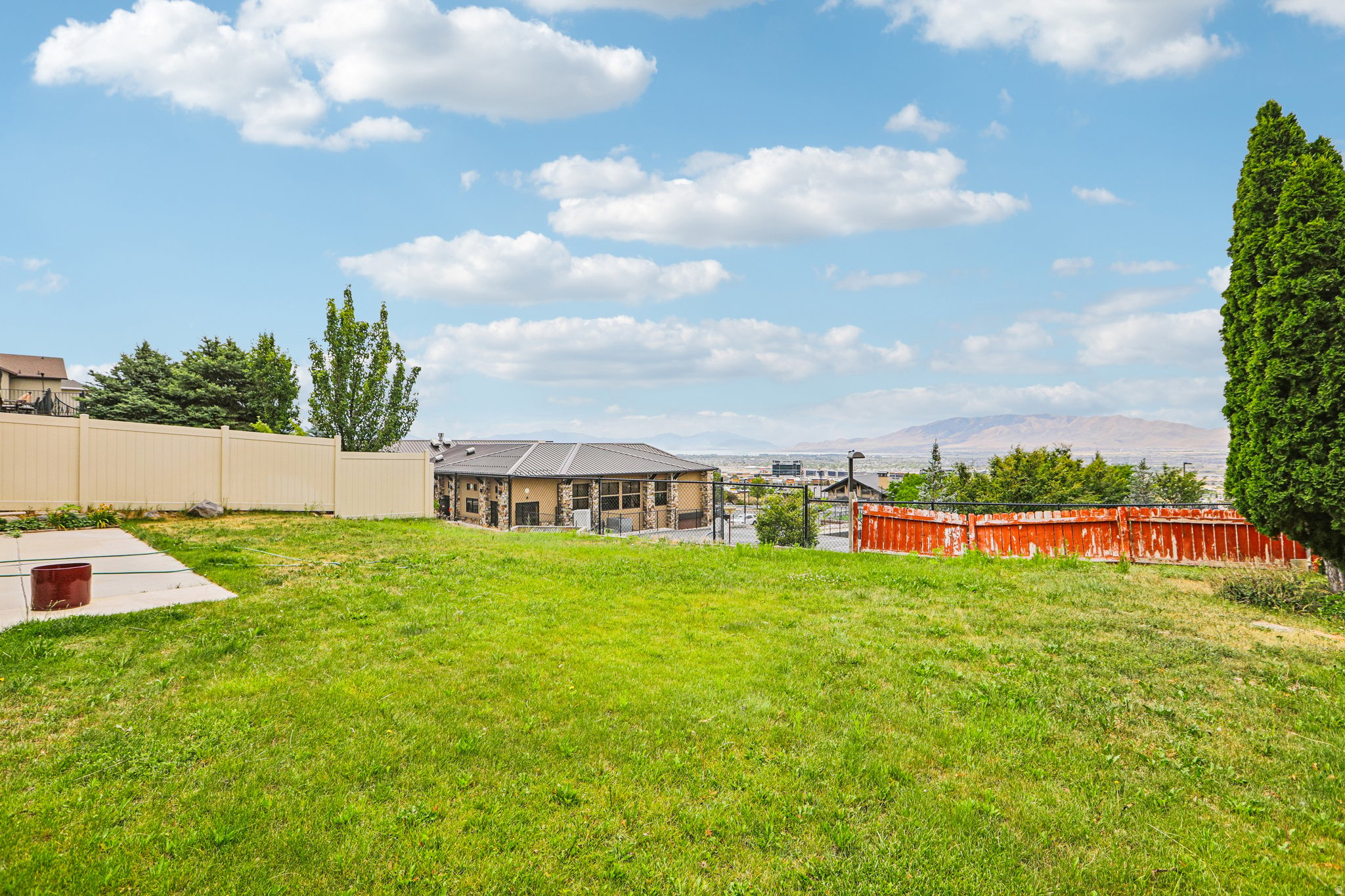 HEATHER MOOR - Residential