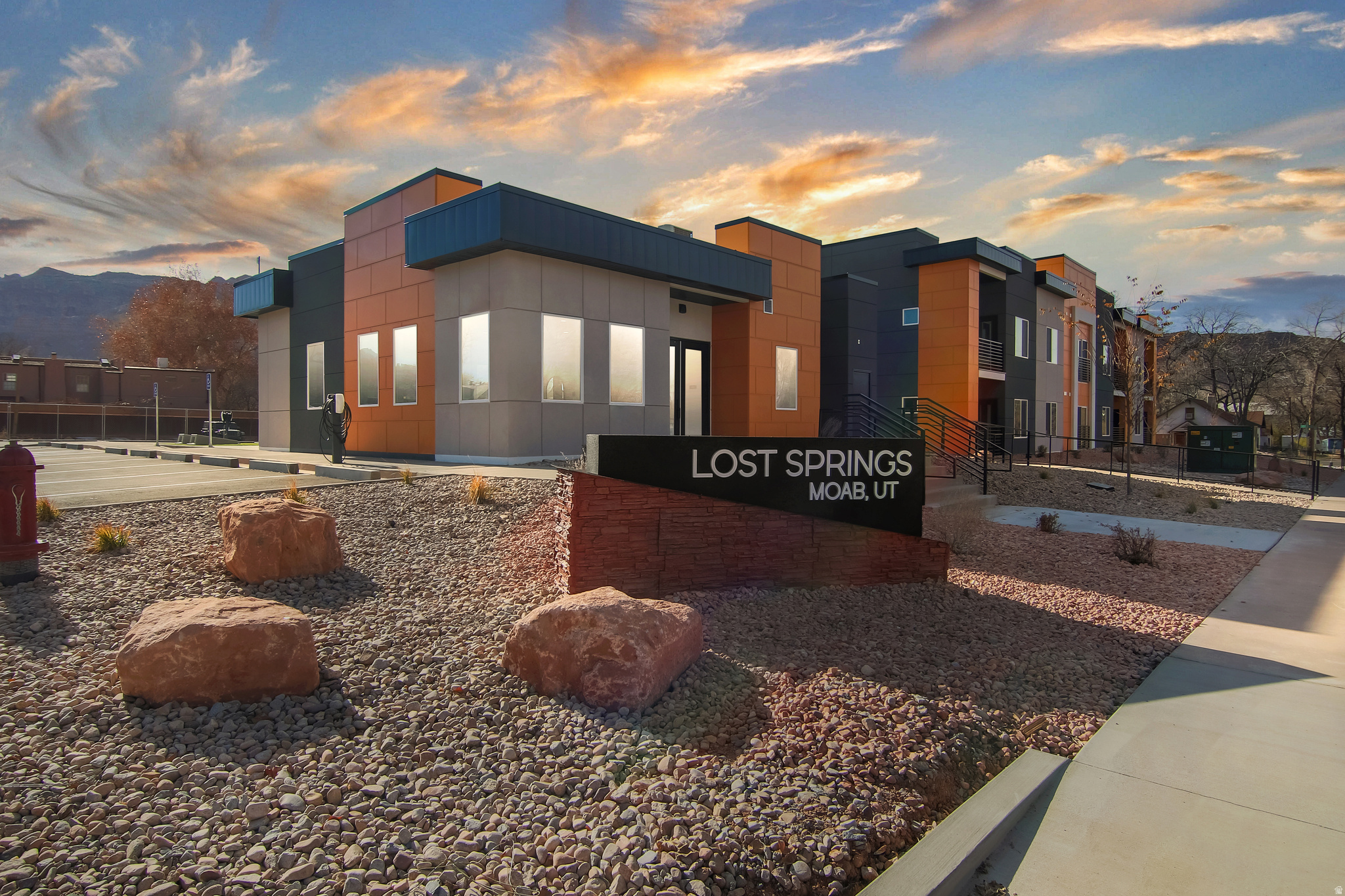 LOST SPRINGS RESIDENCES - Residential