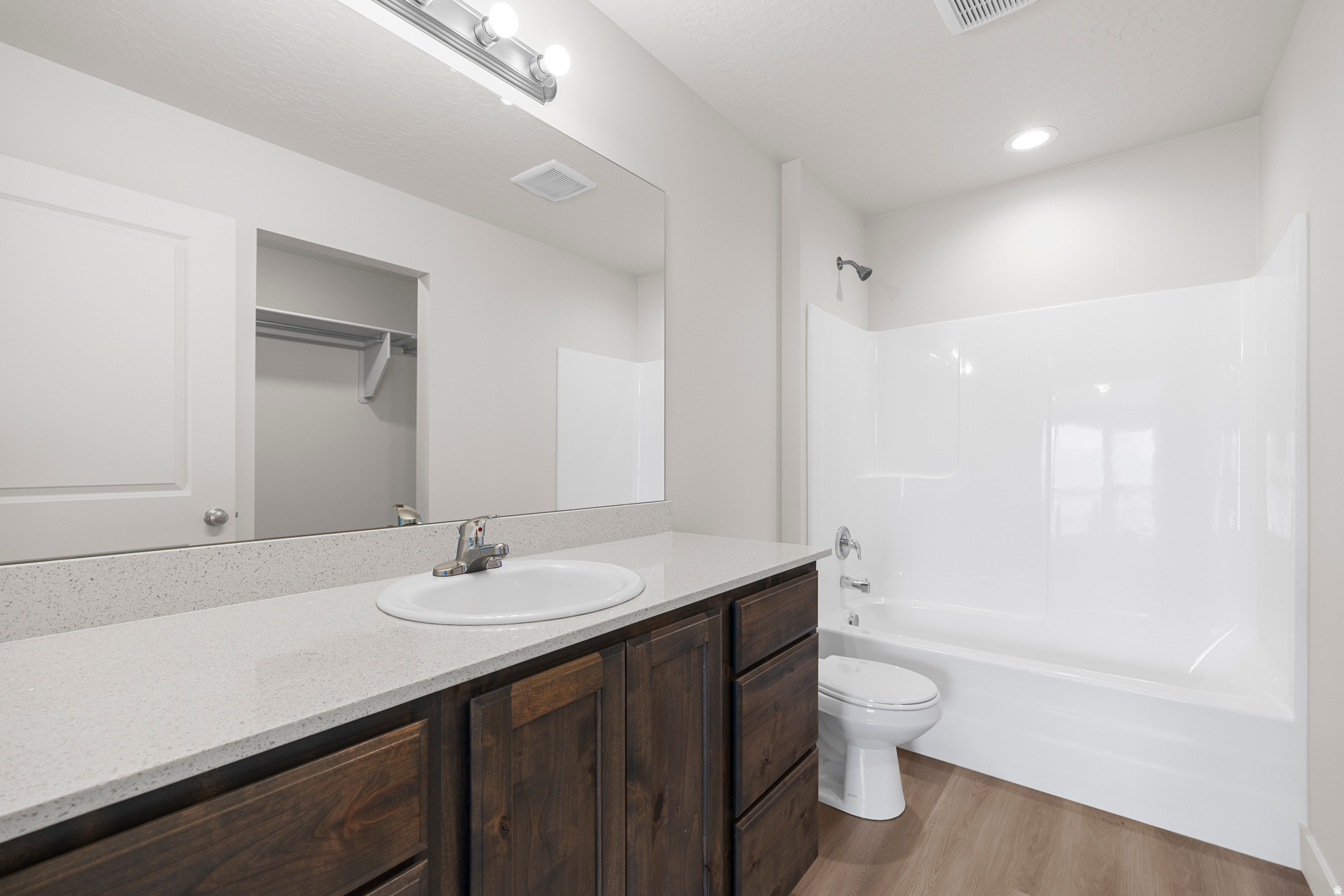 MAPLETON VILLAGE - Residential