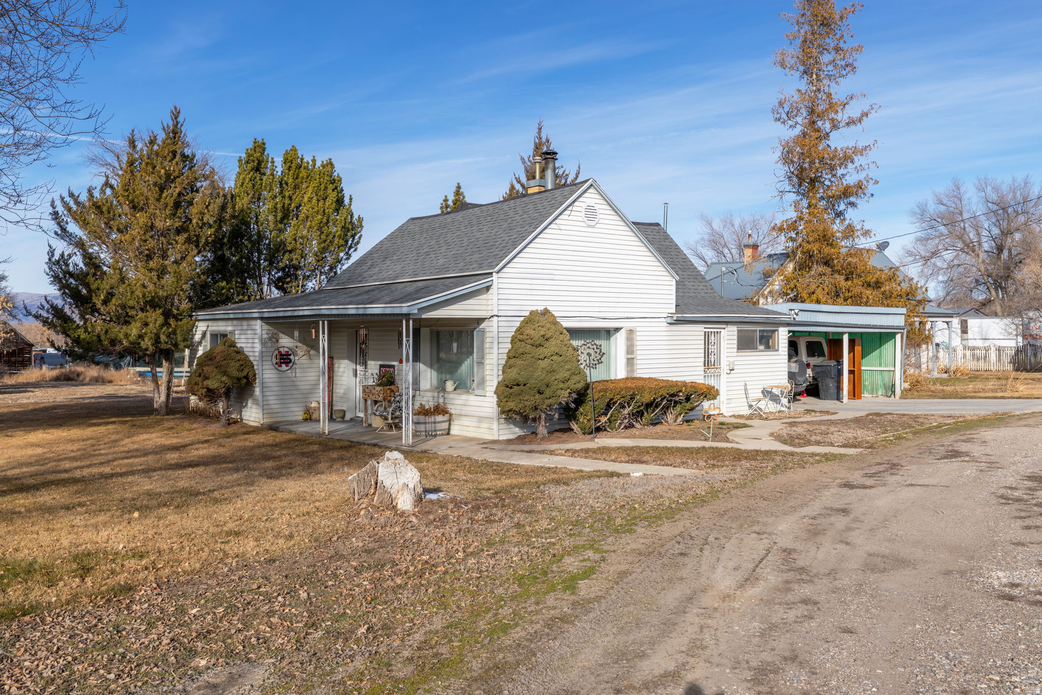 YOUNG PROPERTY - Residential