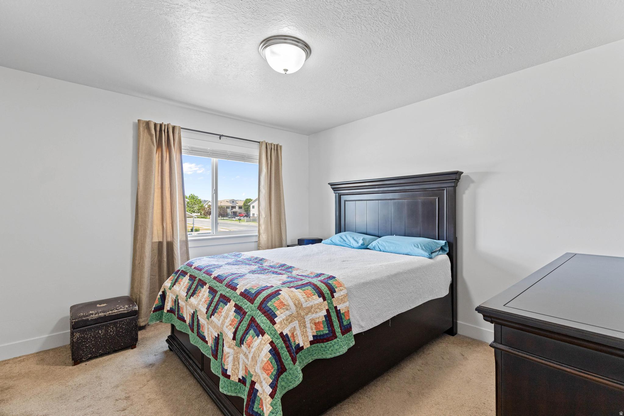 RIVER VALLEY - Residential