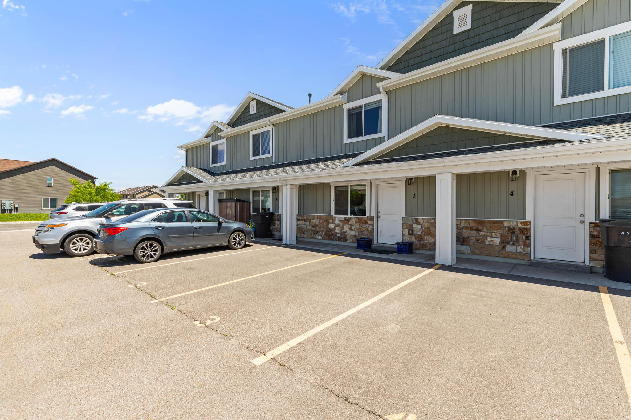 RIVER VALLEY - Residential