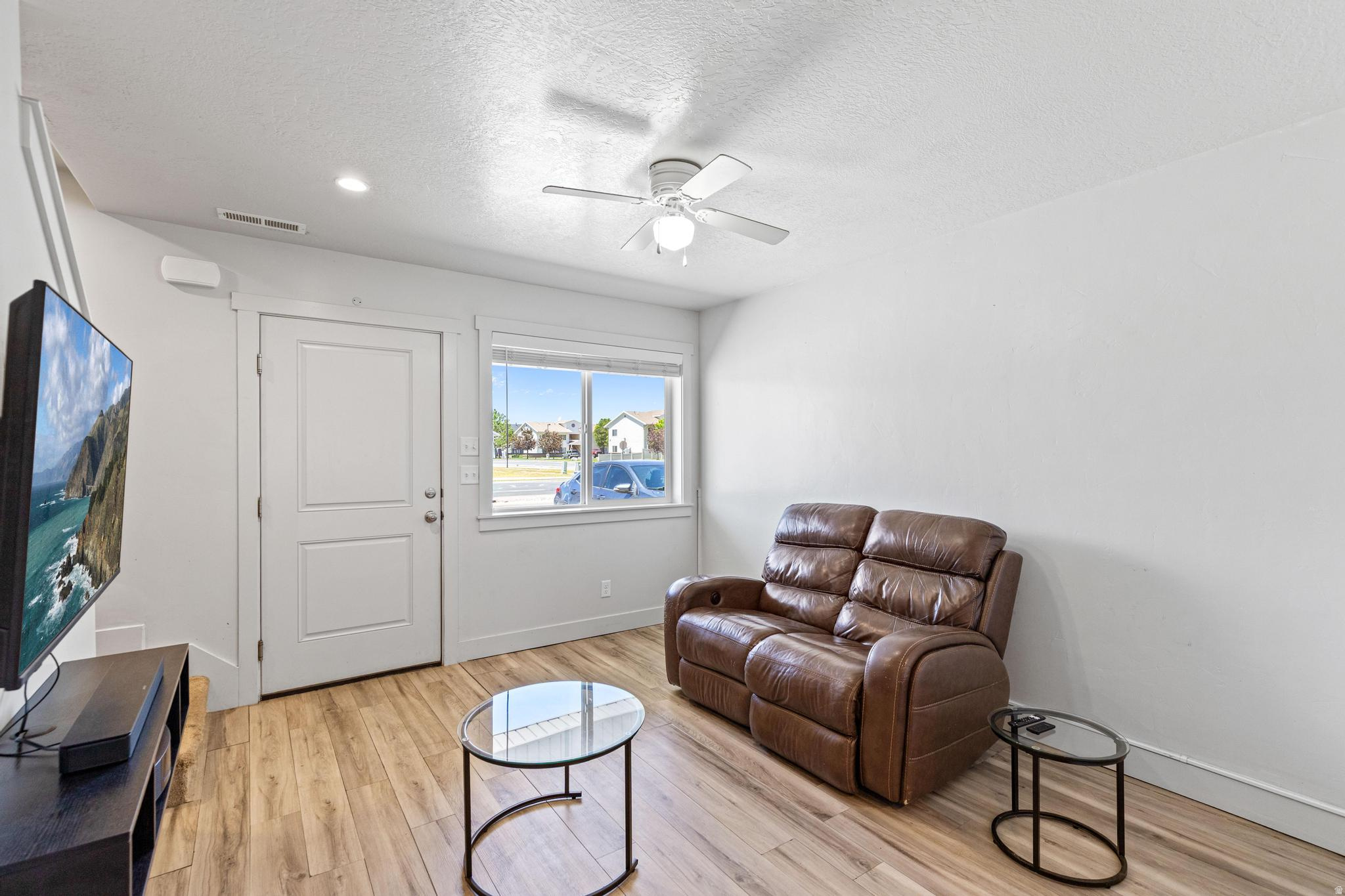 RIVER VALLEY - Residential