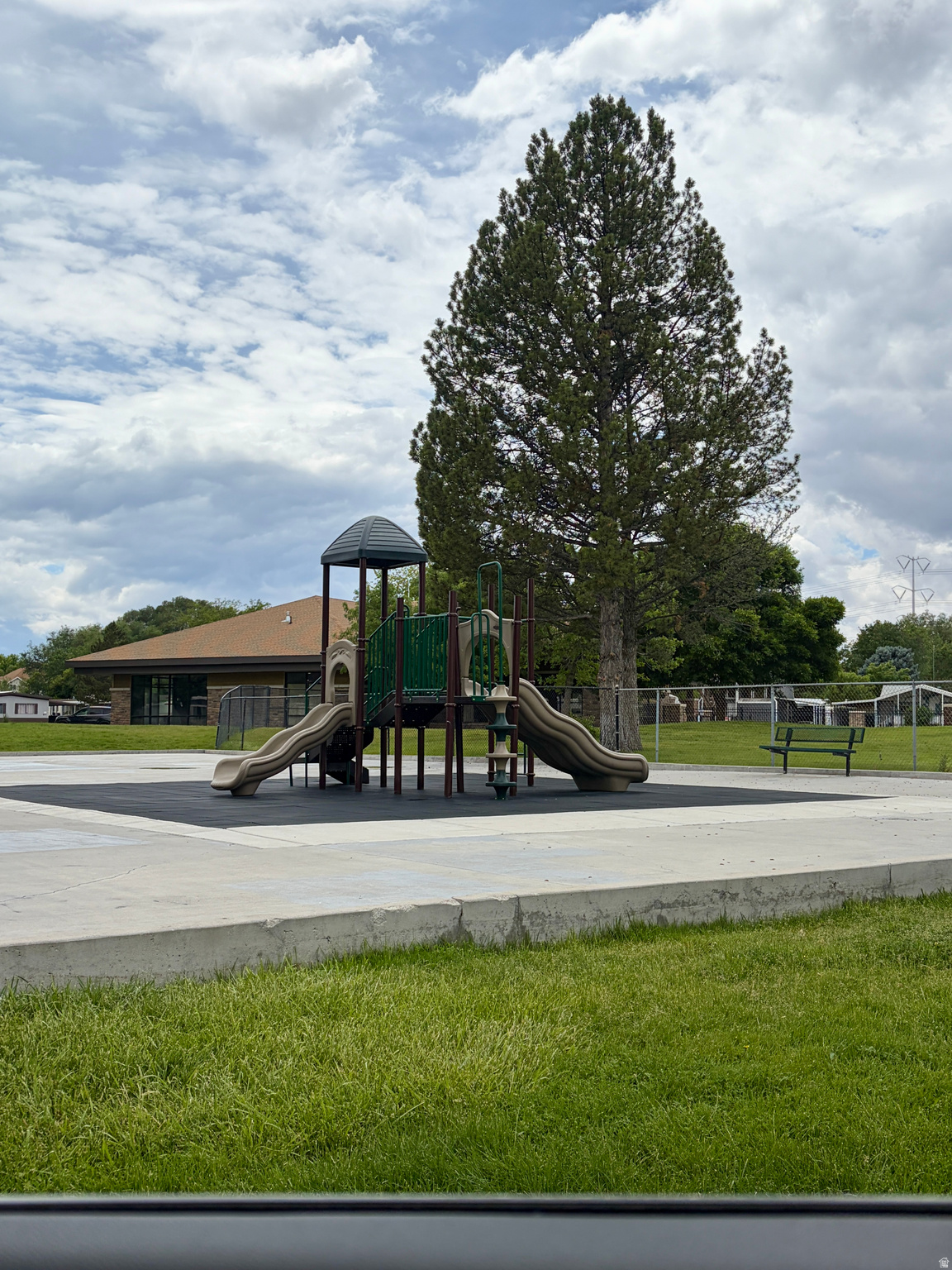 MAJESTIC OAKS - Residential