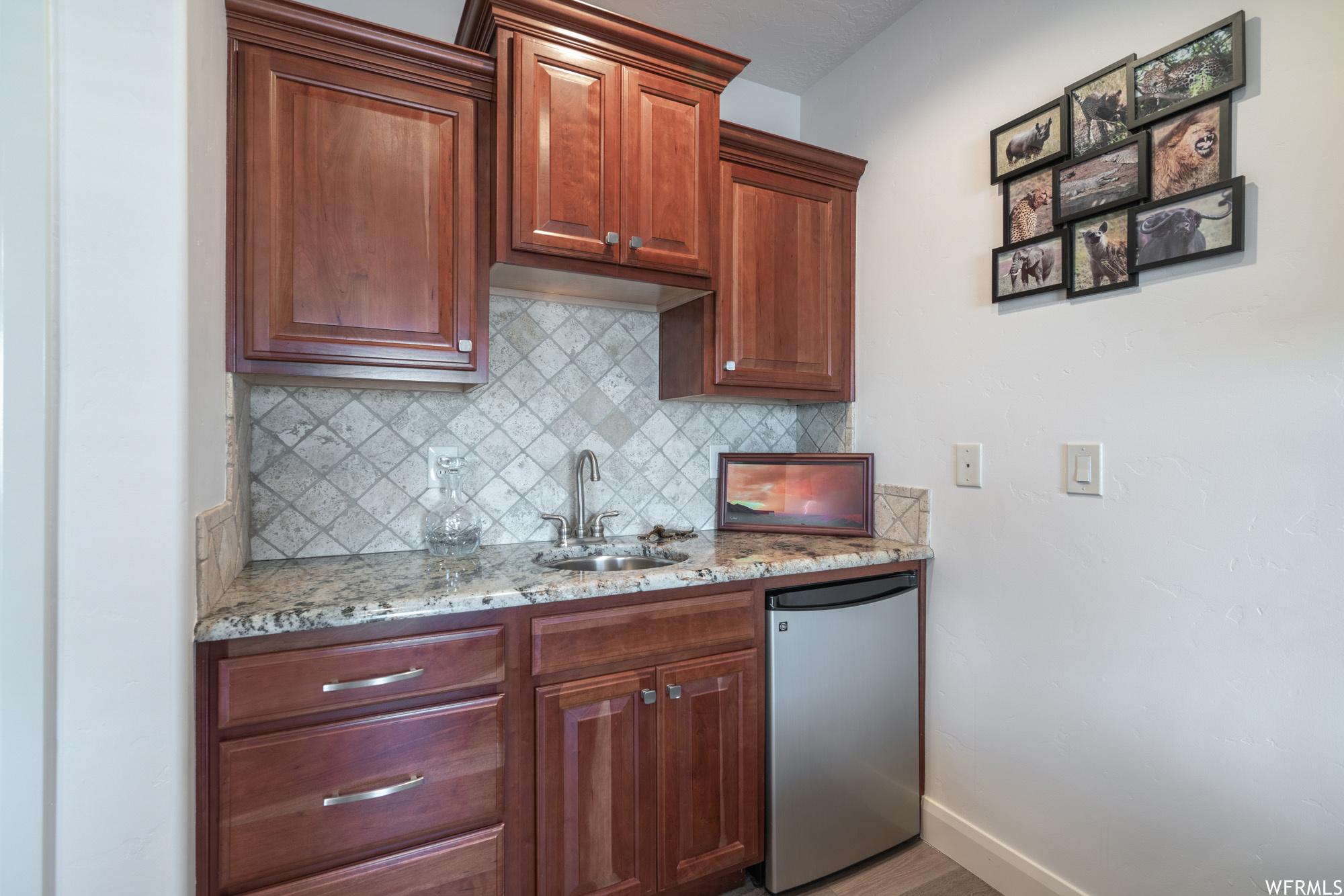 CRIMSON CLIFFS - Residential