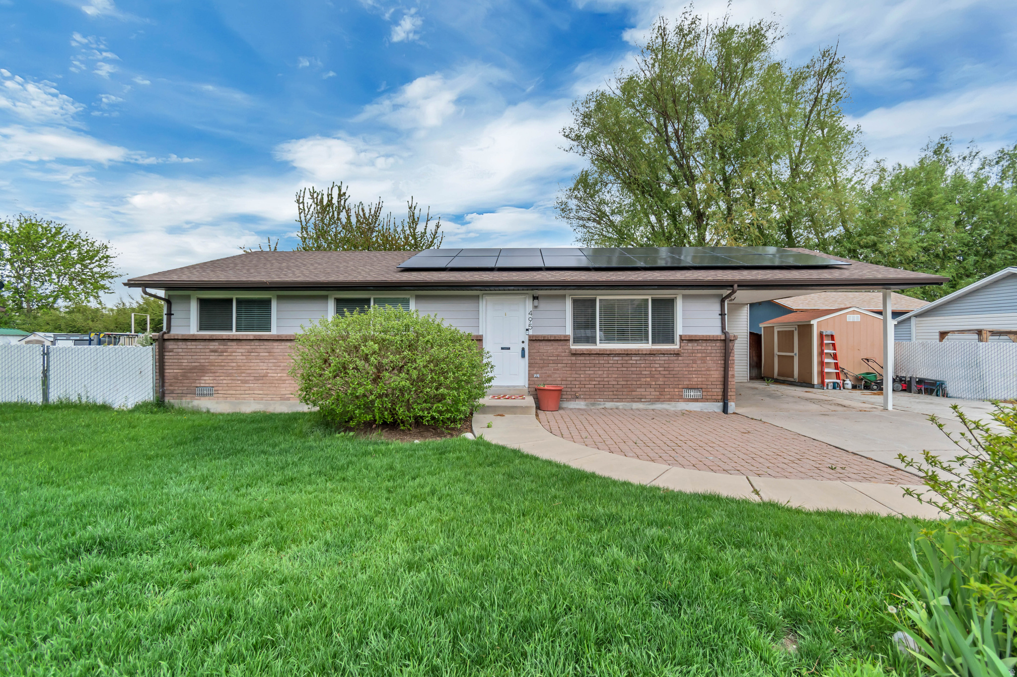 LESLIE - Residential