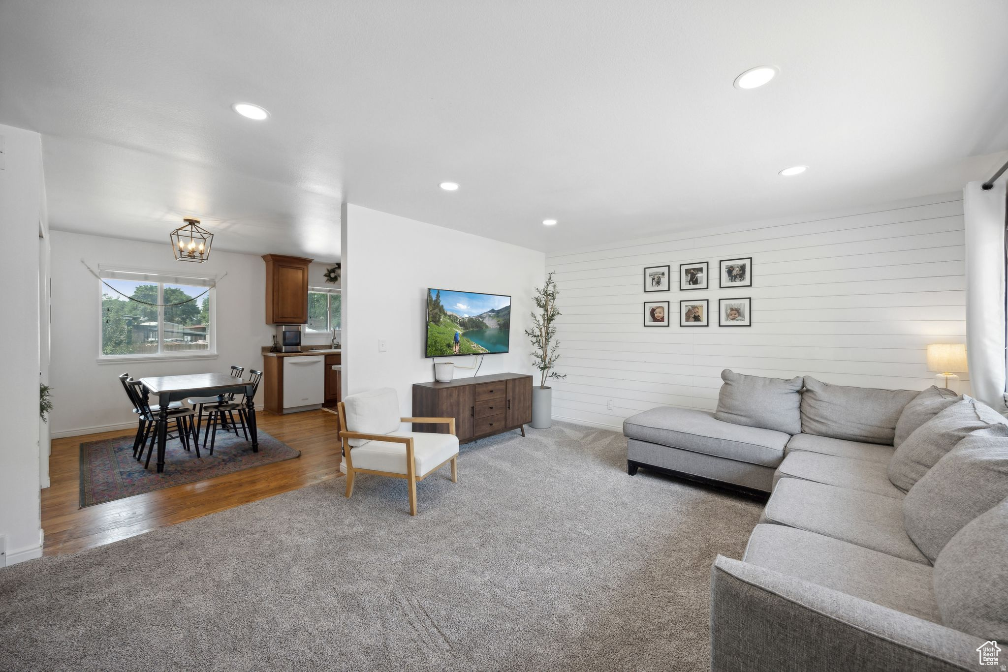 LESLIE - Residential