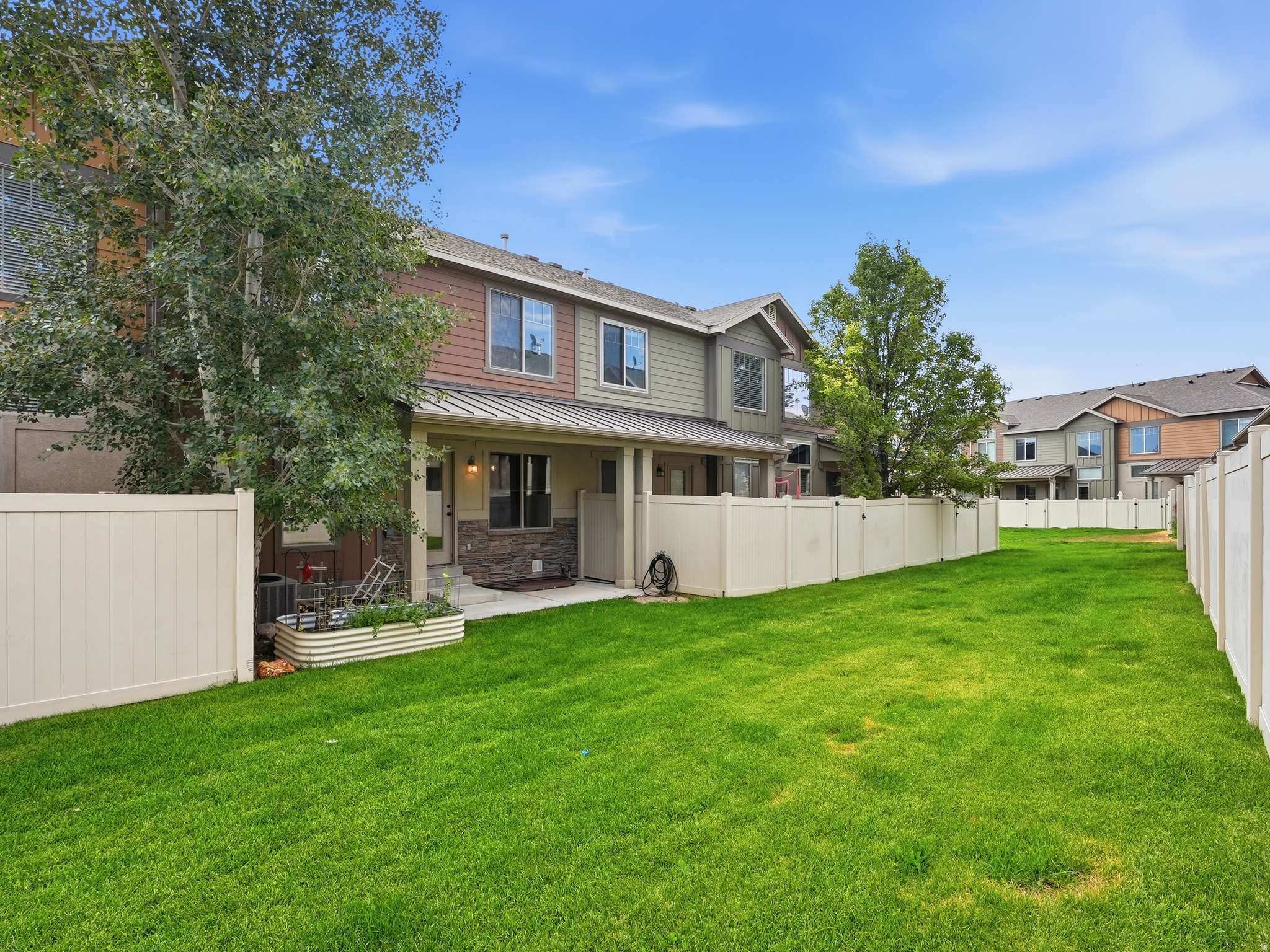 THE BLUFFS - Residential