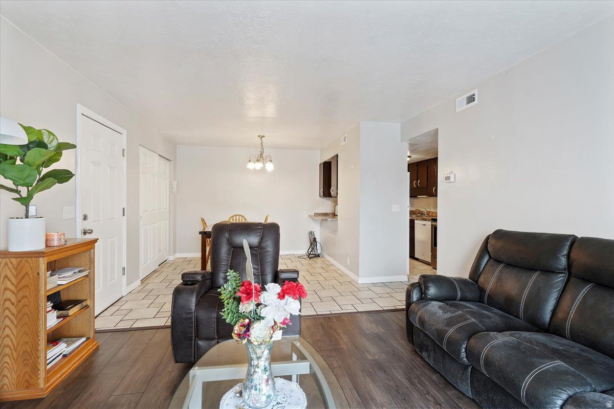 SHERWOOD OAKS CONDOS - Residential