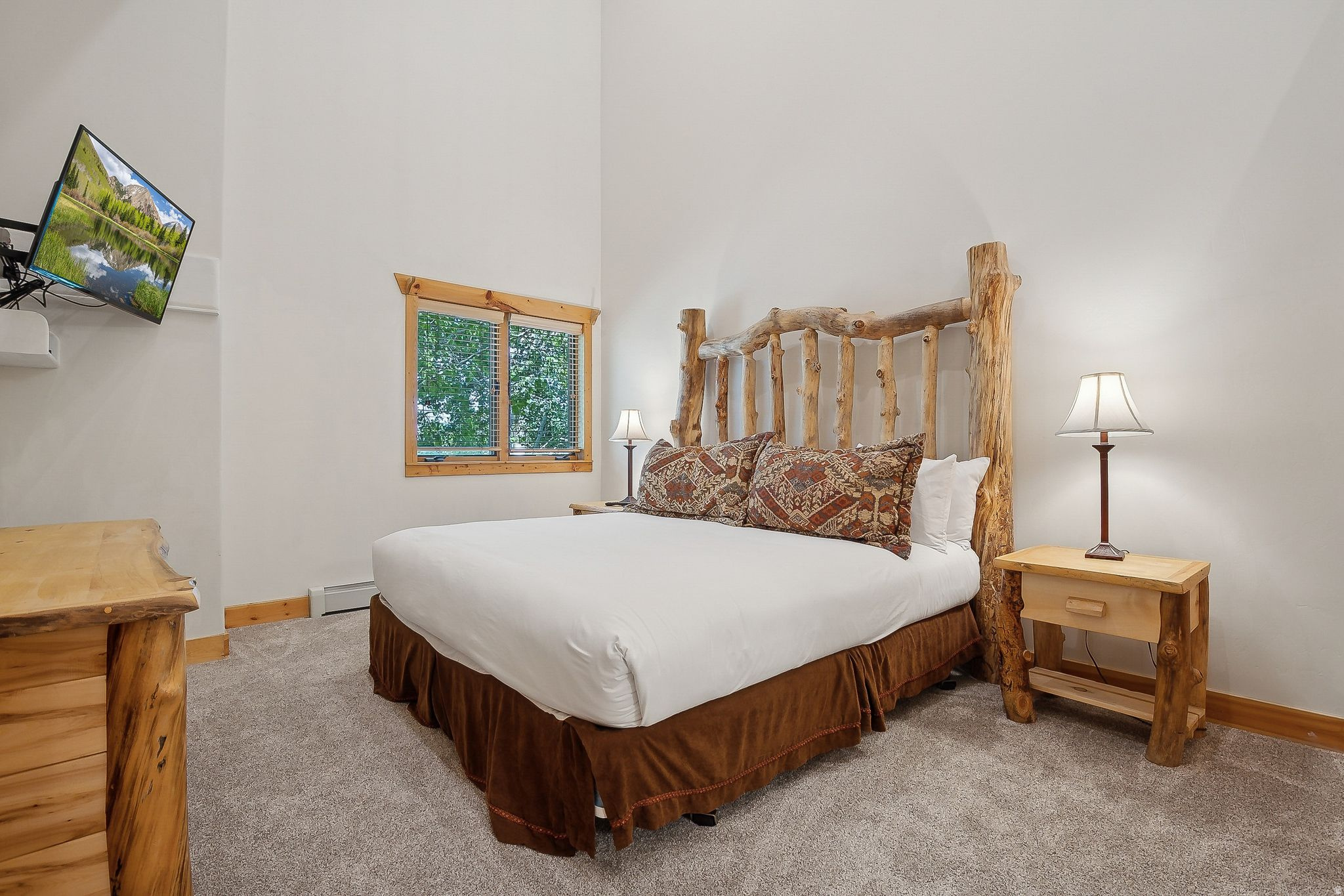 TIMBER WOLF LODGE CONDOS - Residential
