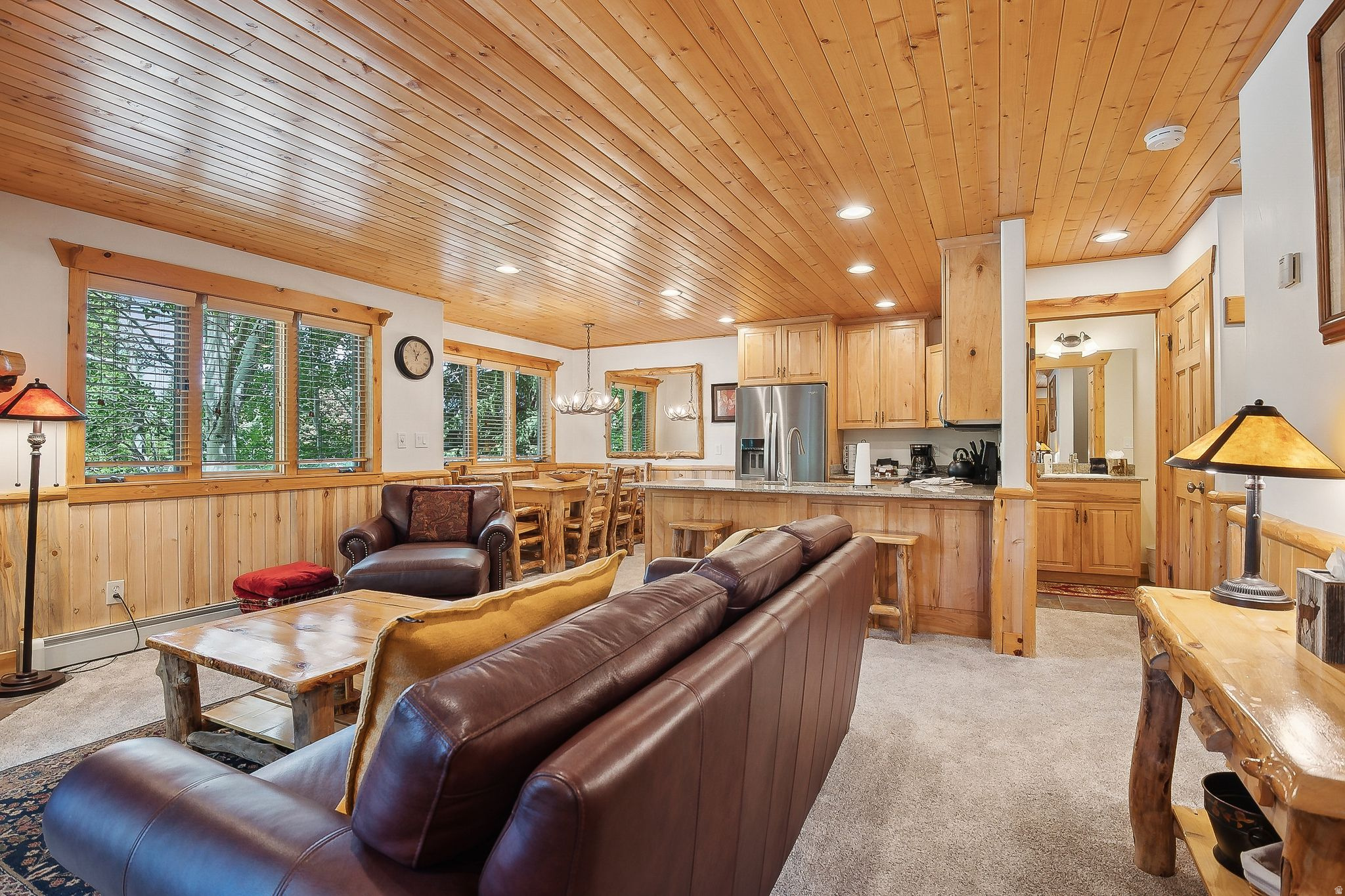 TIMBER WOLF LODGE CONDOS - Residential