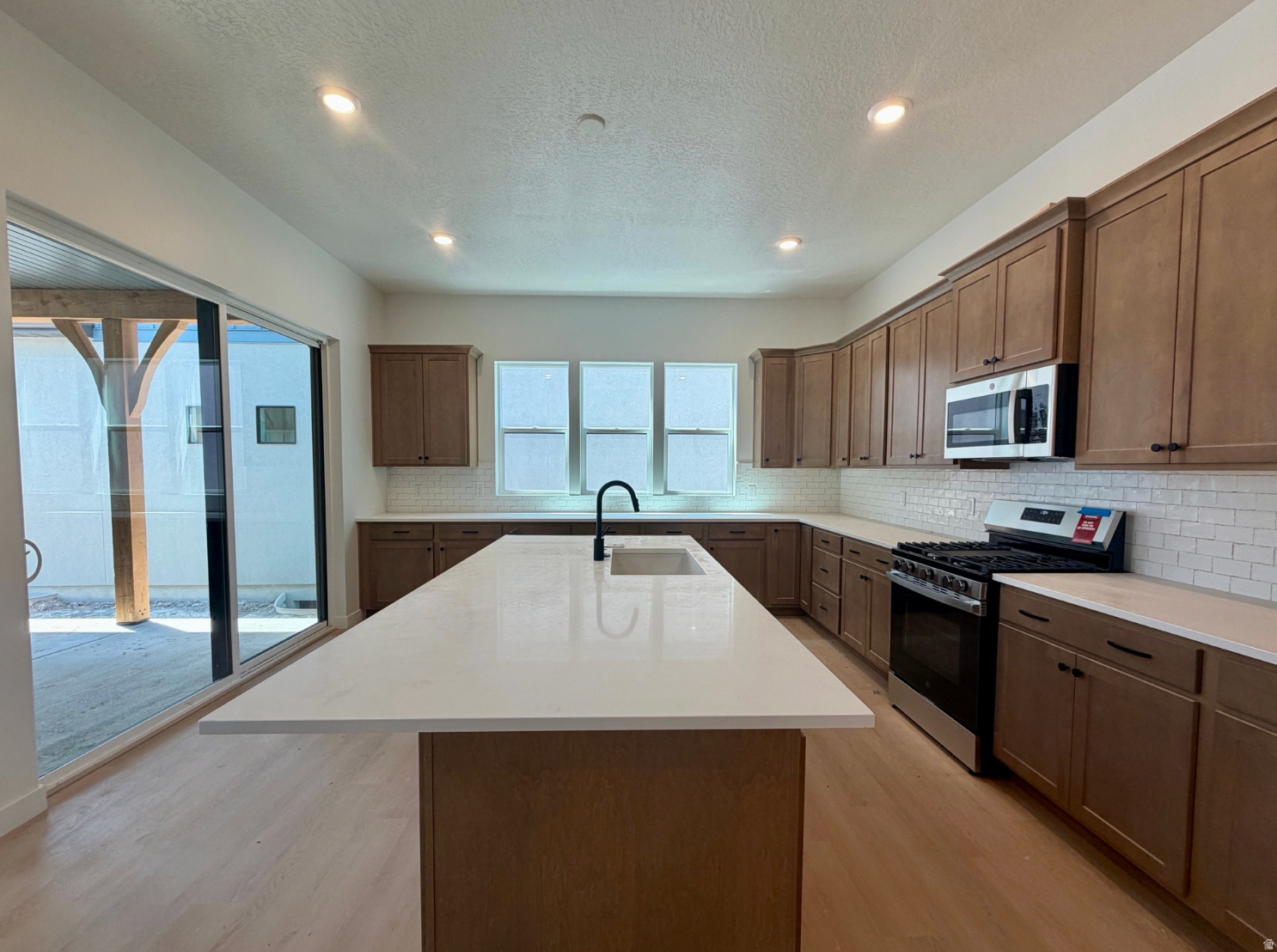 FIREFLY - Residential