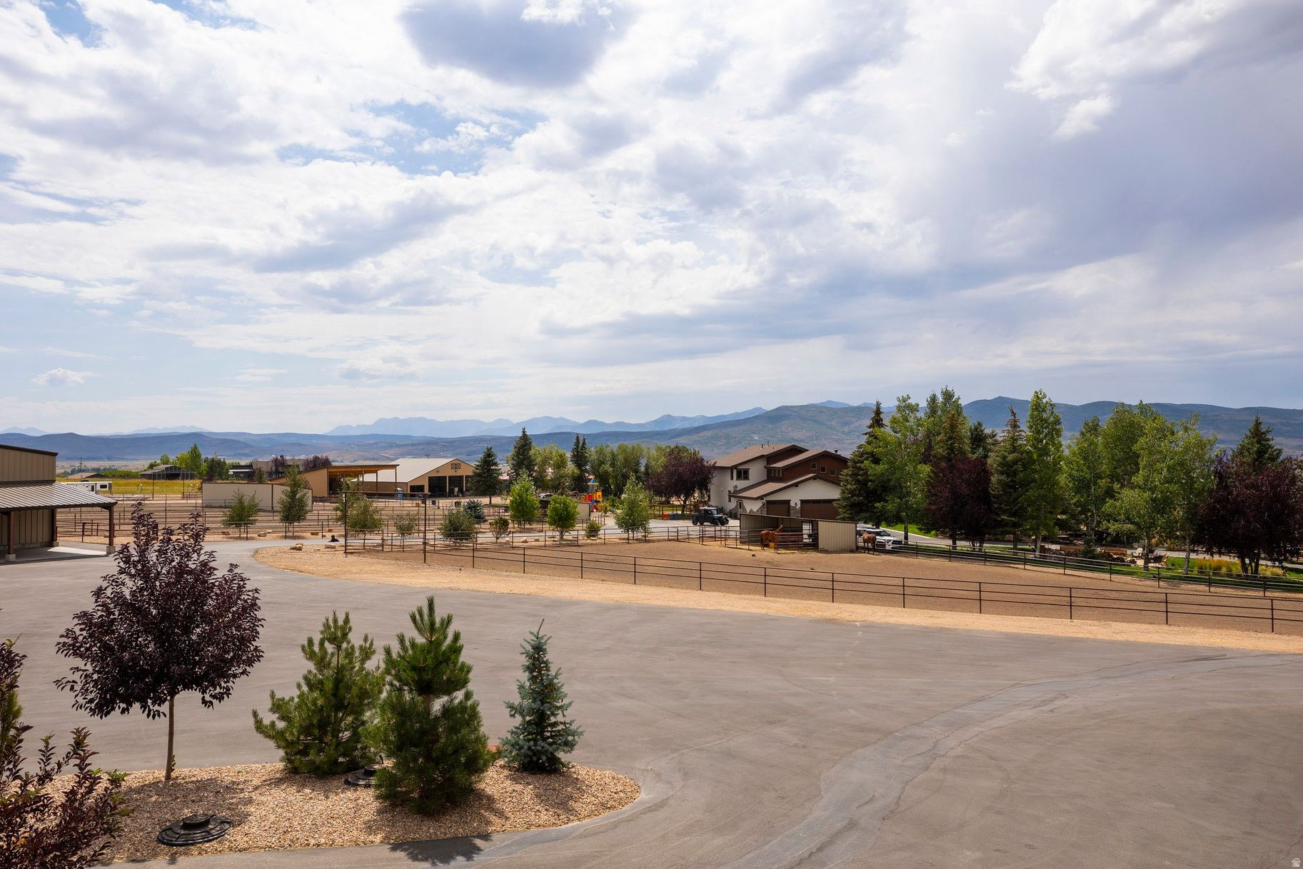 SHADOWS SUBDIVISION - Residential