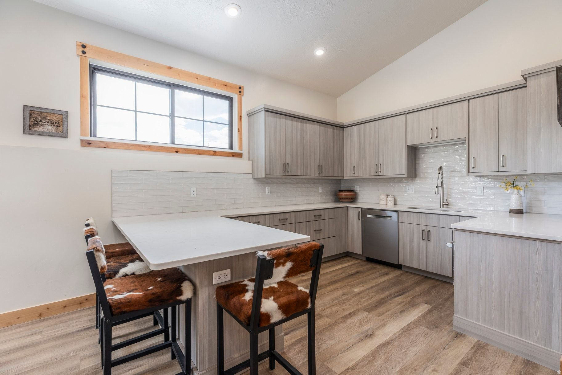SHADOWS SUBDIVISION - Residential