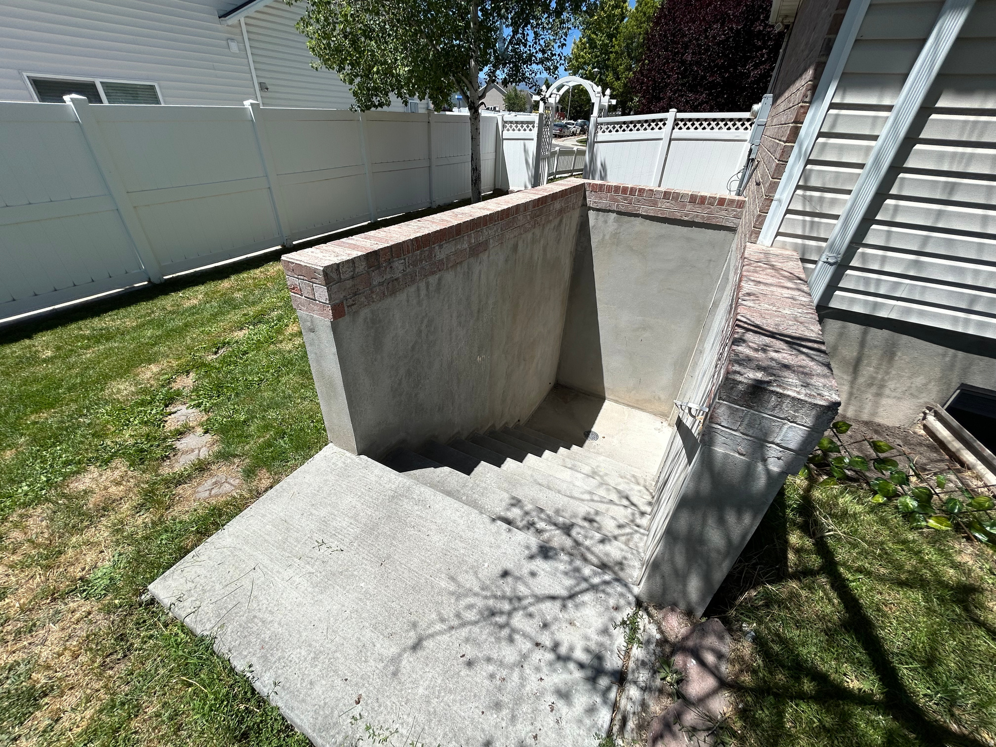 RIVERTON CHASE - Residential