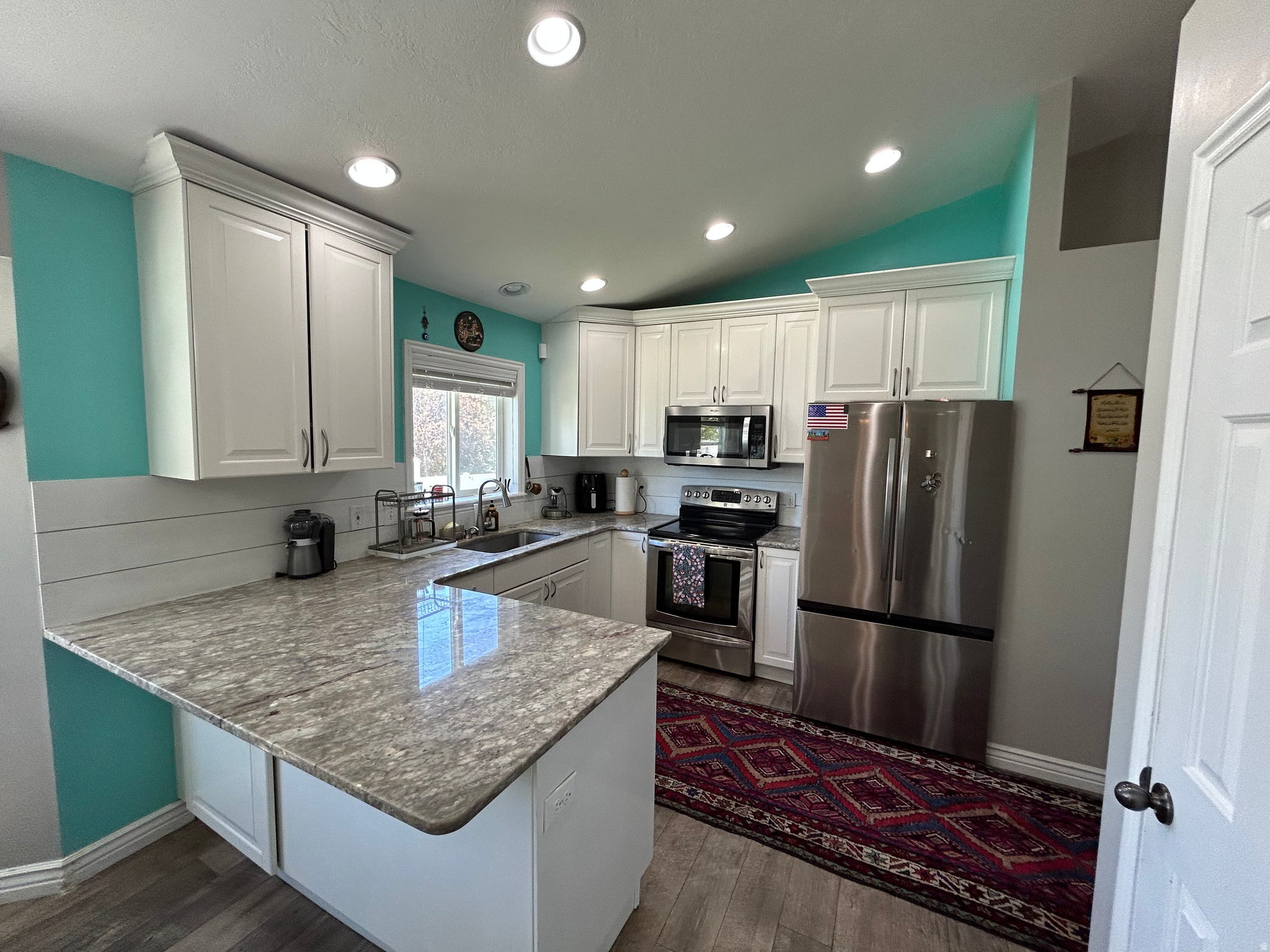RIVERTON CHASE - Residential