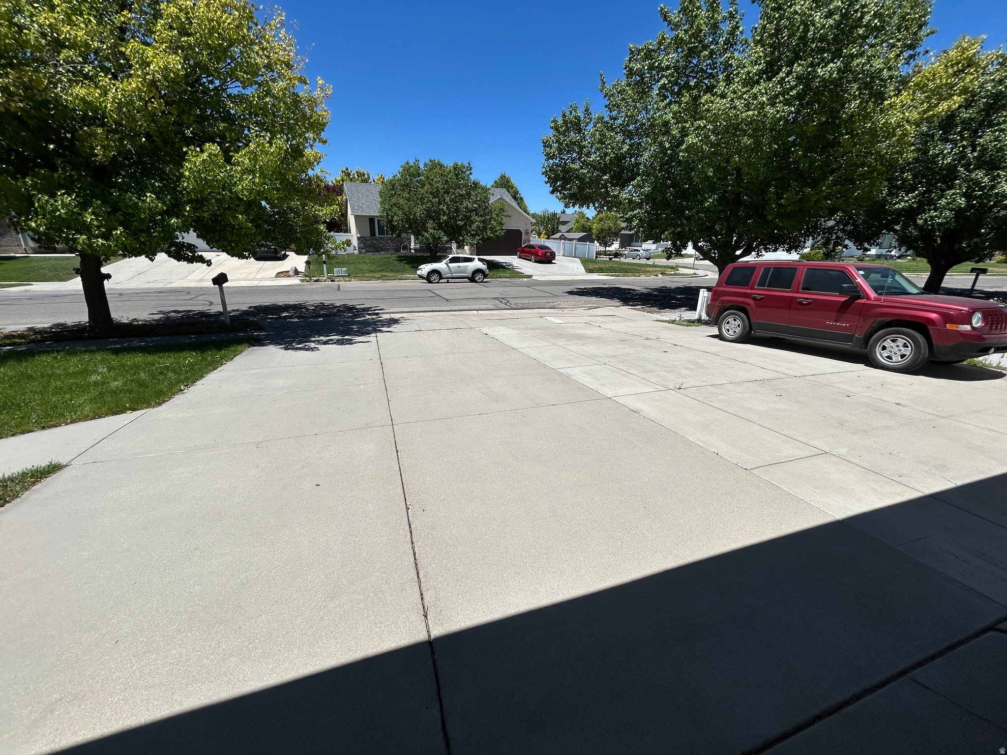 RIVERTON CHASE - Residential