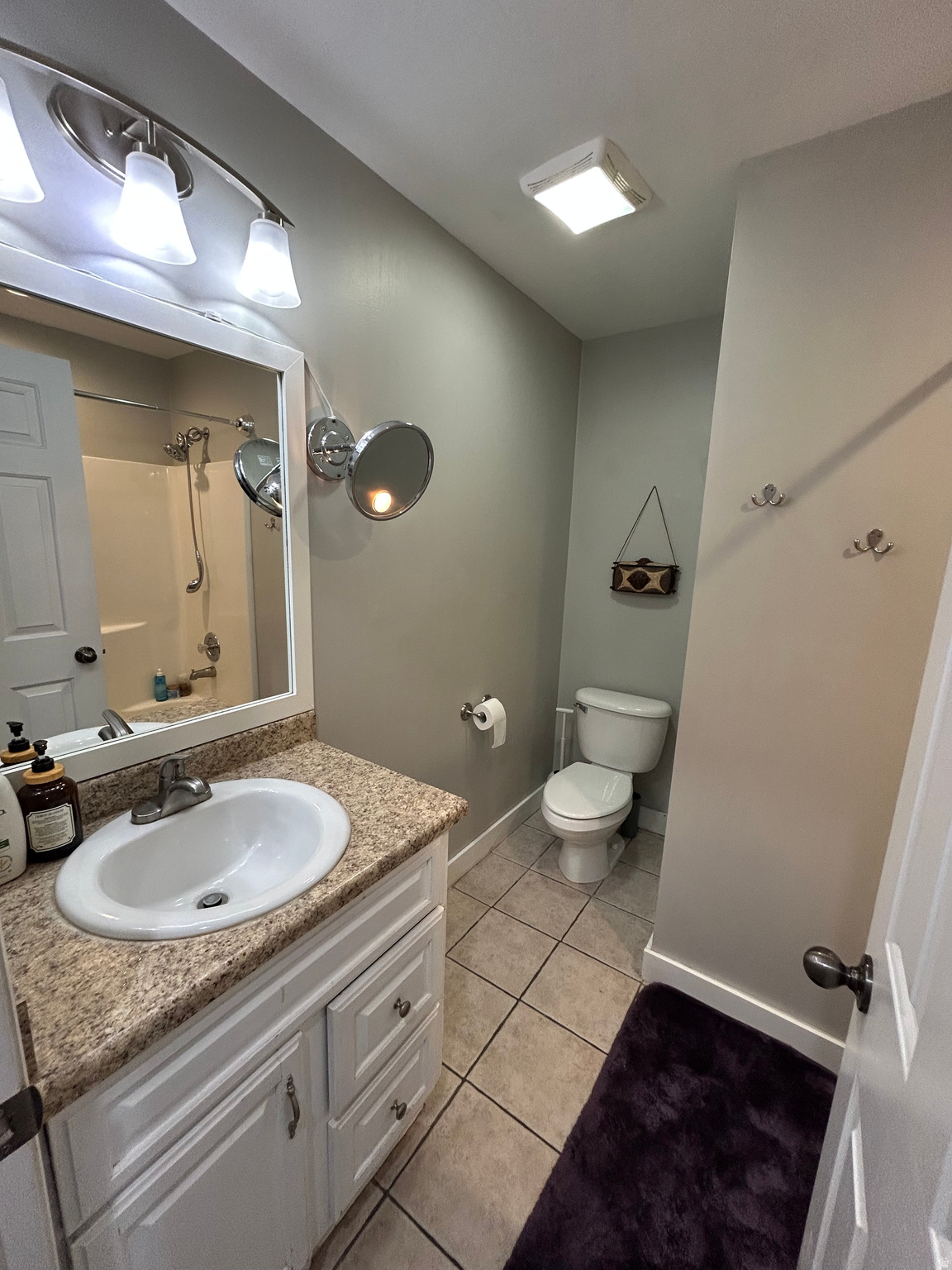 RIVERTON CHASE - Residential