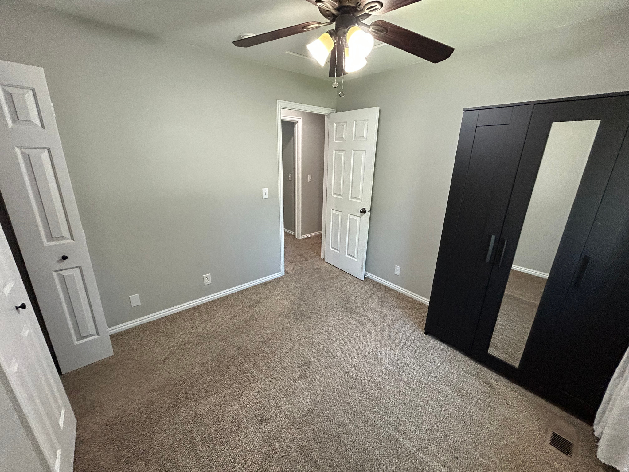 RIVERTON CHASE - Residential