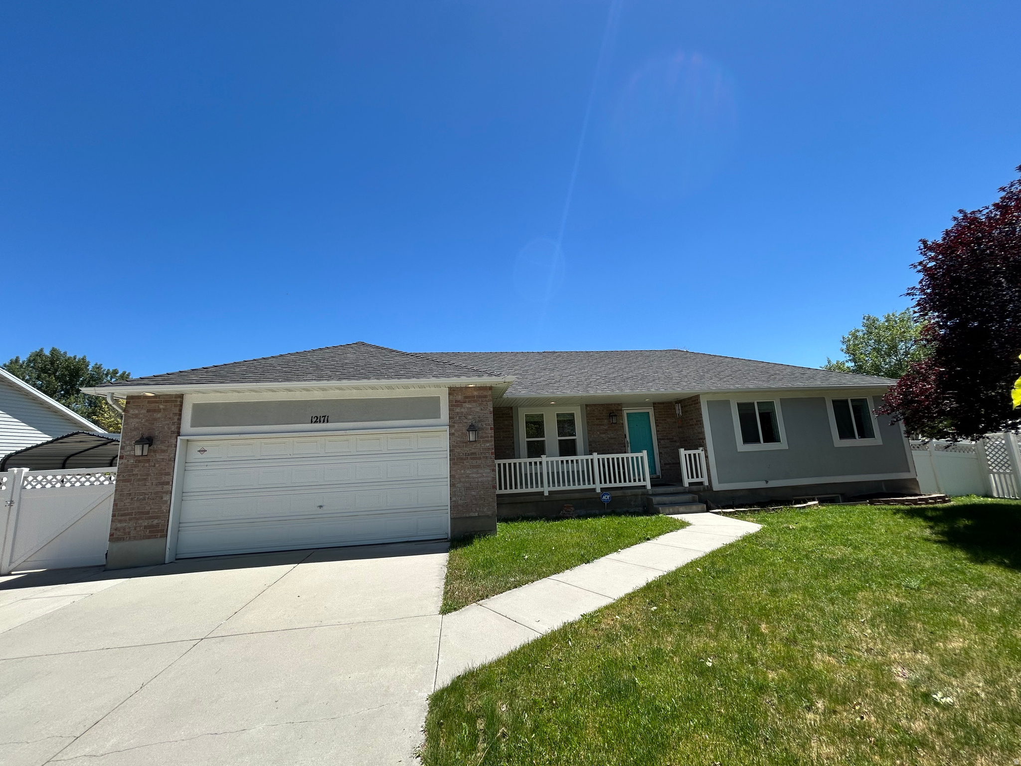 RIVERTON CHASE - Residential