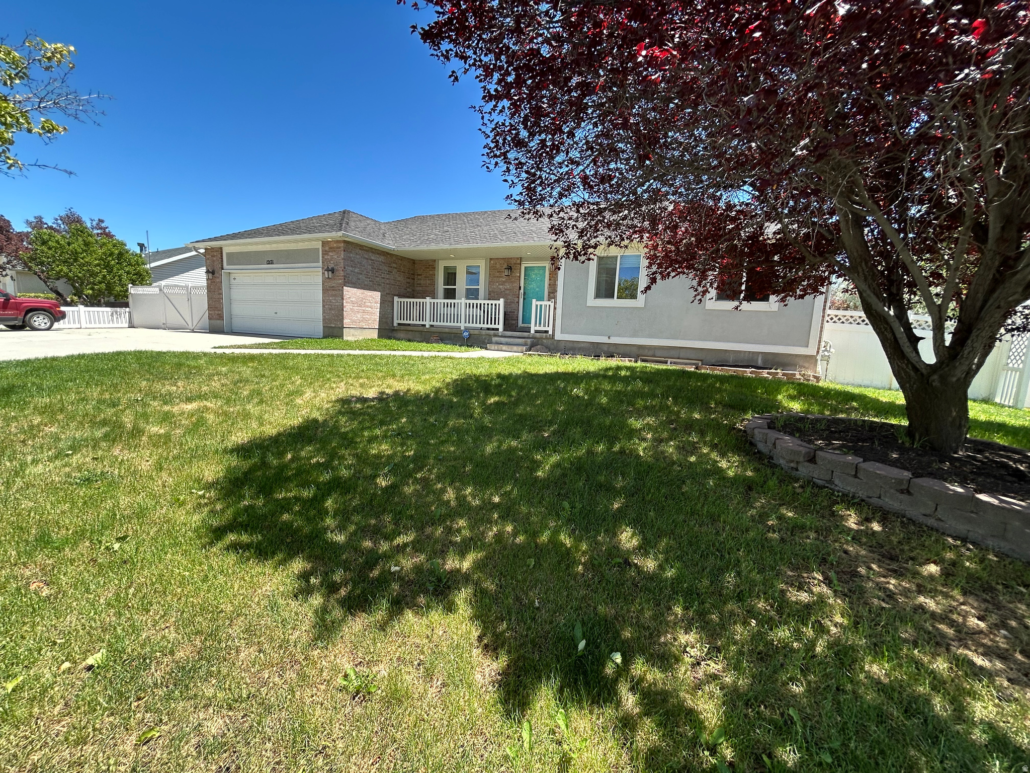 RIVERTON CHASE - Residential
