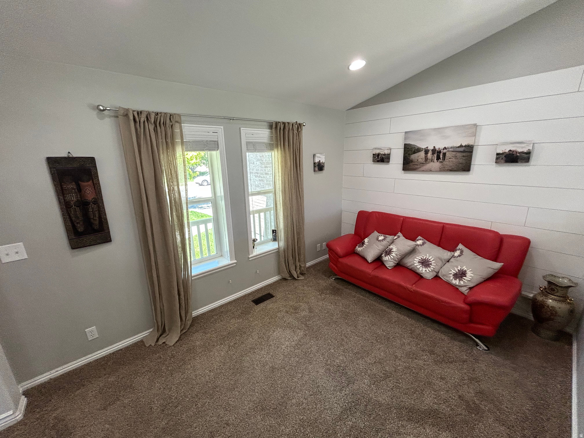 RIVERTON CHASE - Residential